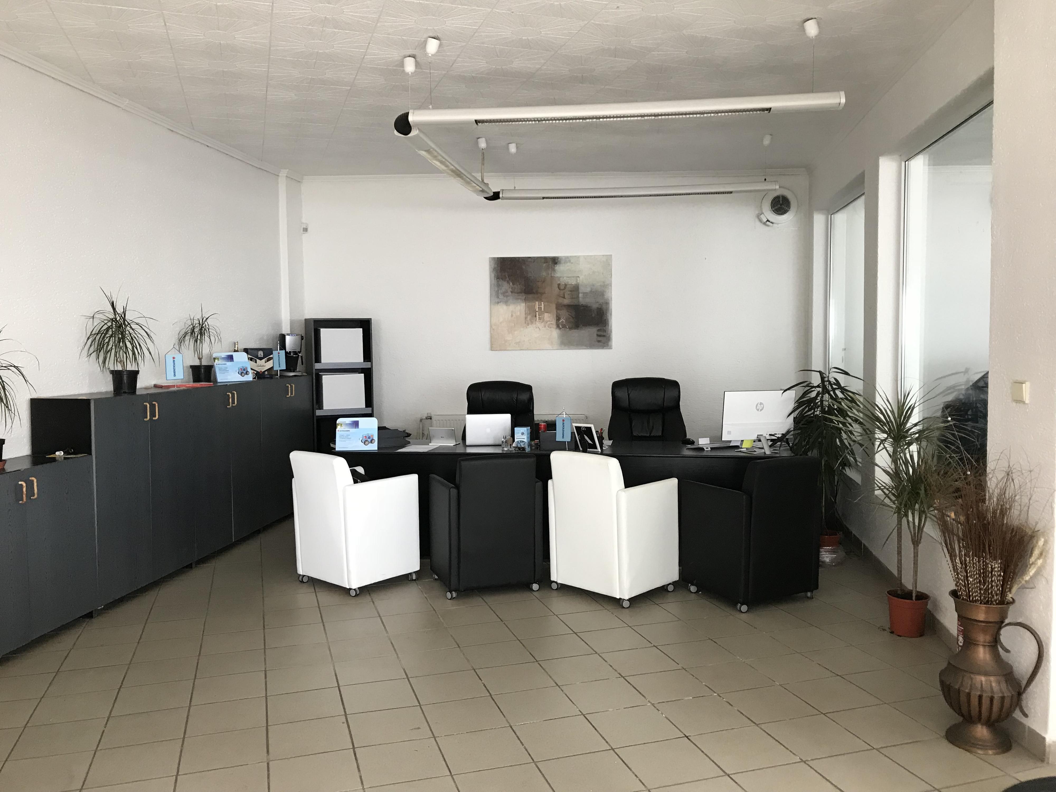 AUTOCENTRUM BÍLINA