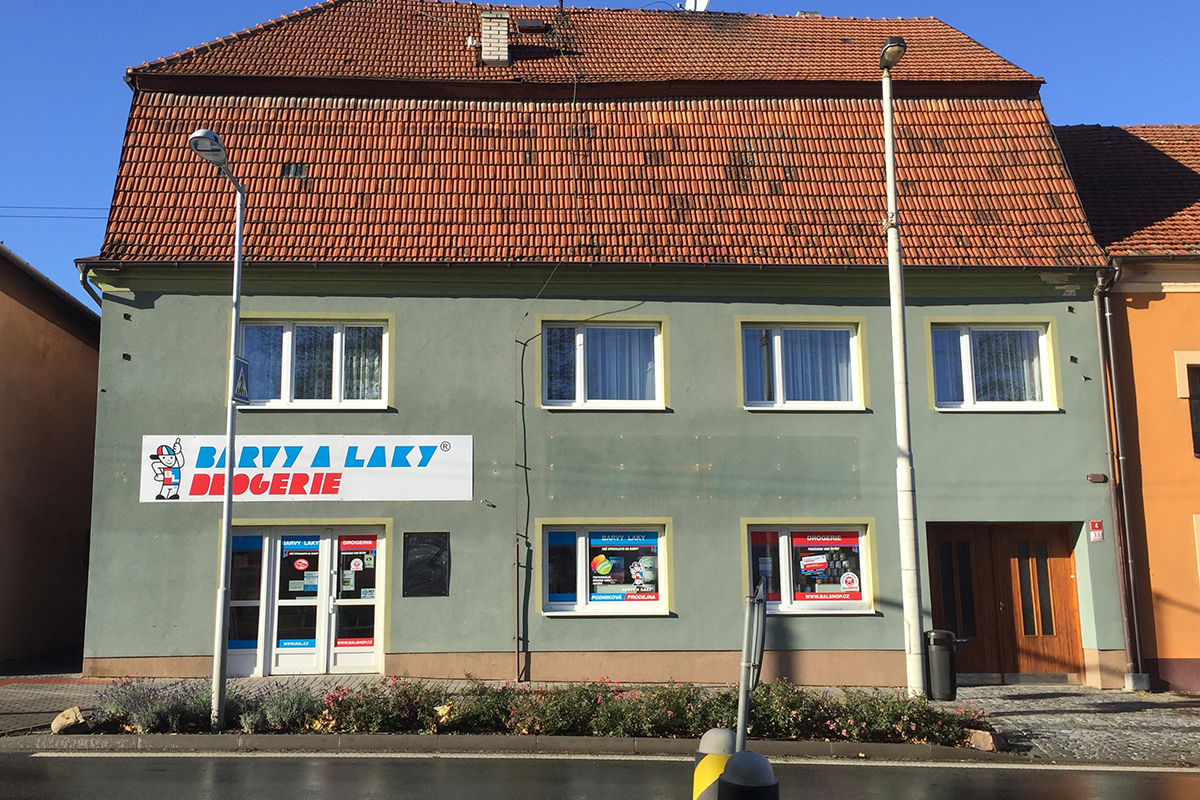 BARVY A LAKY DROGERIE