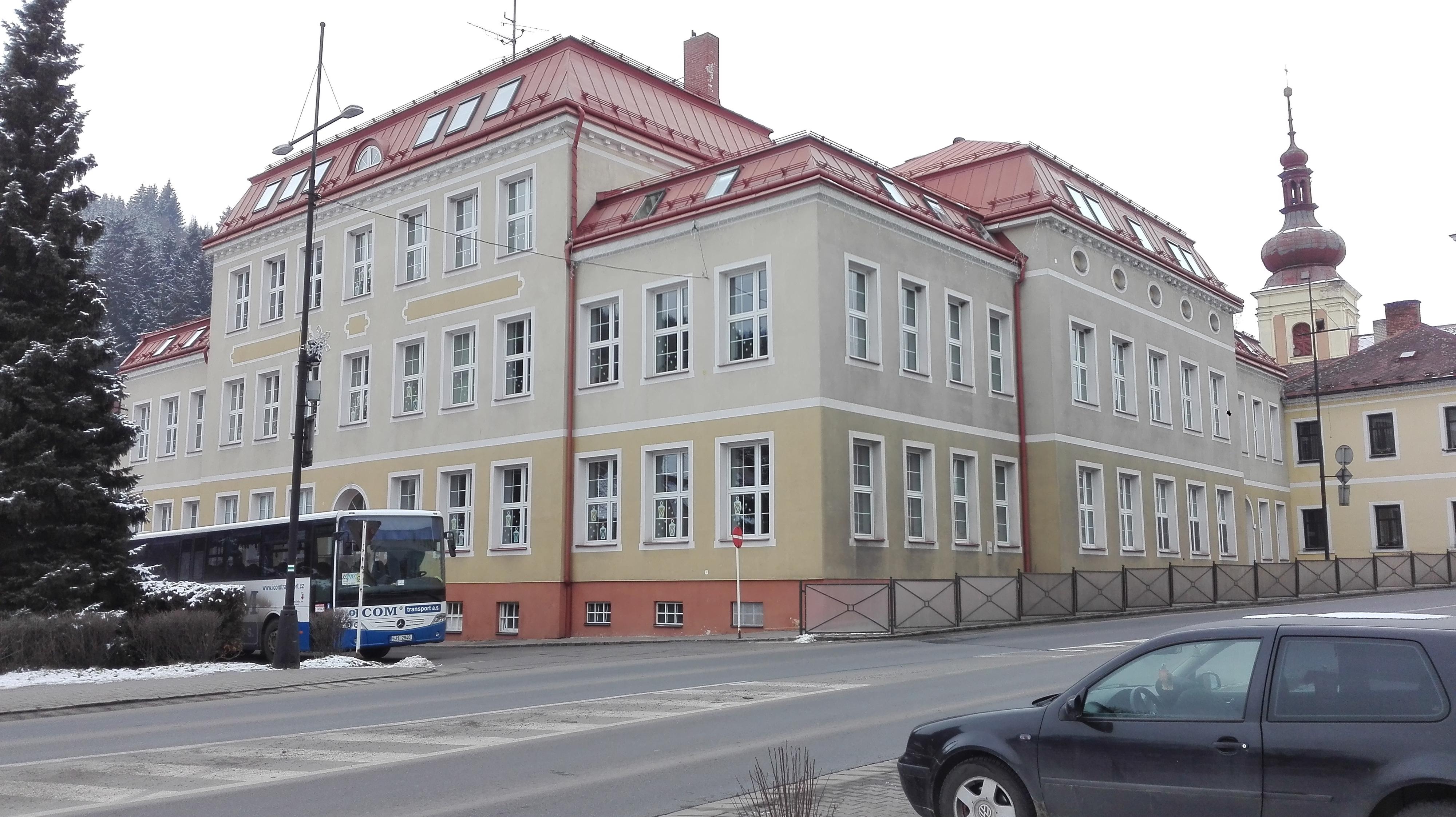 ZŠ Březová nad Svitavou, Moravské náměstí foto 2