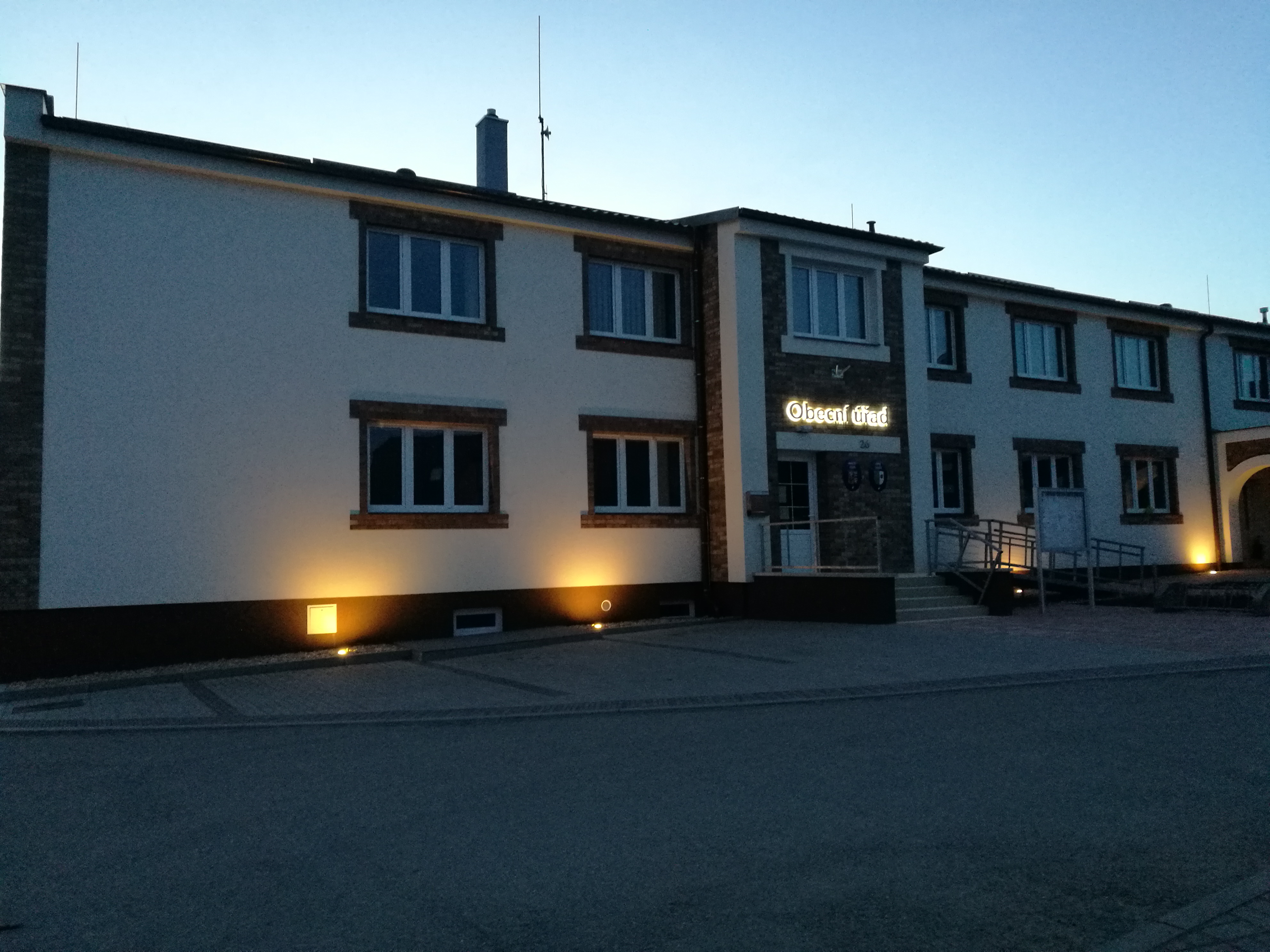 Želeč - obecní úřad foto 2