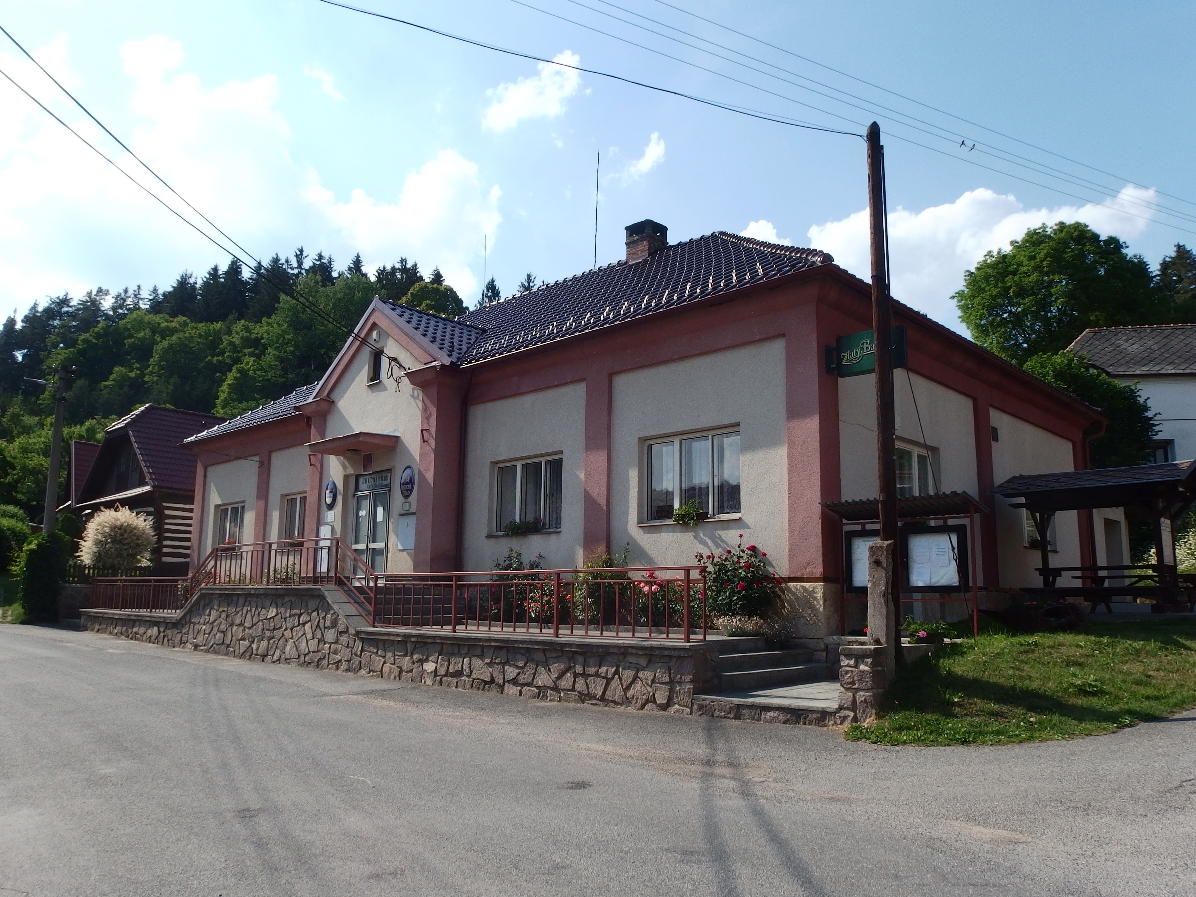 Chrastavec - obecní úřad