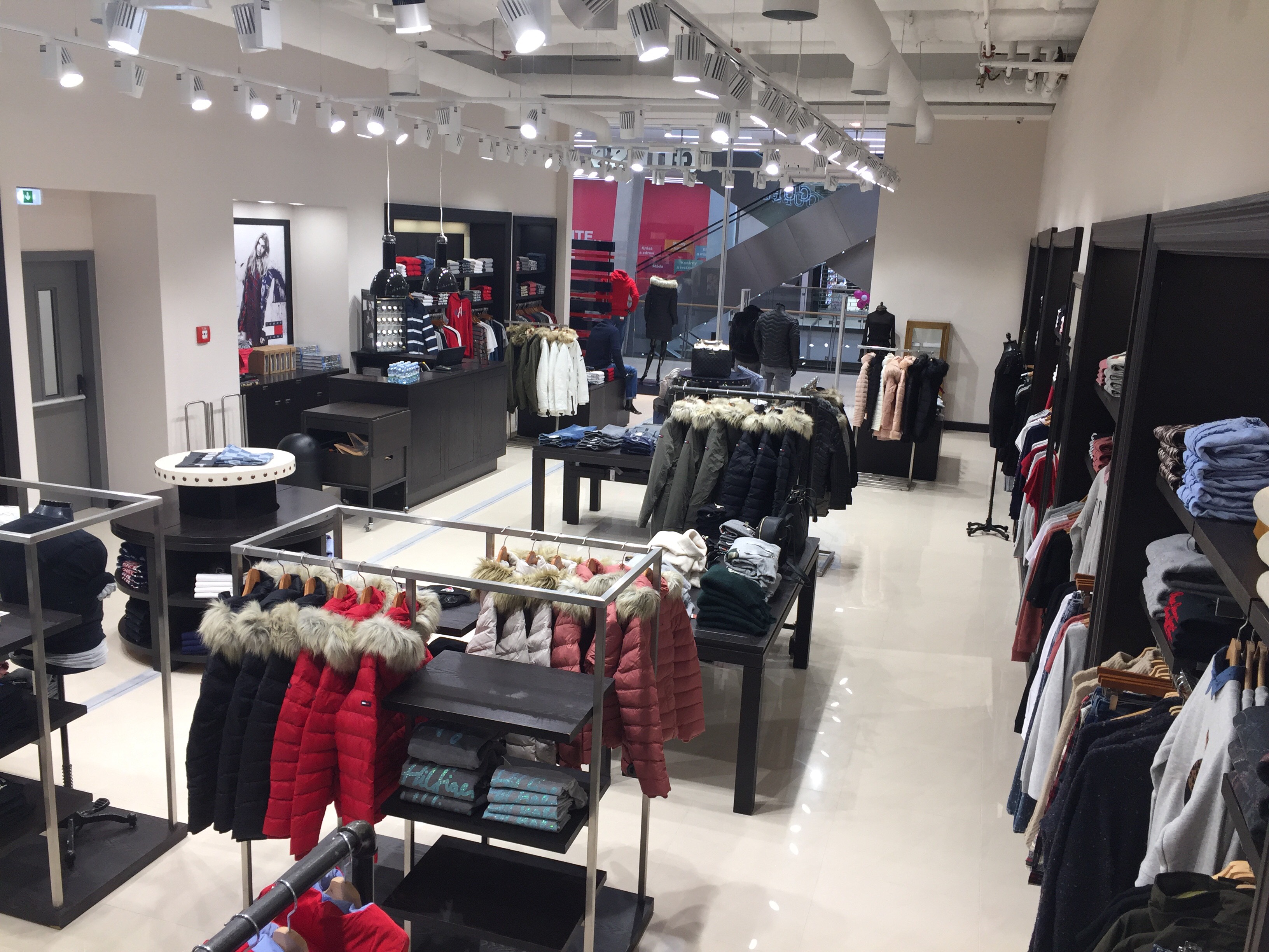 TOMMY JEANS - NELTEX cz foto 4