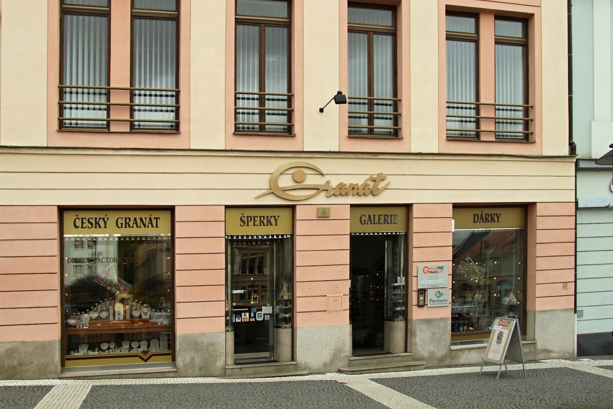 Granát - galerie a zákaznické centrum