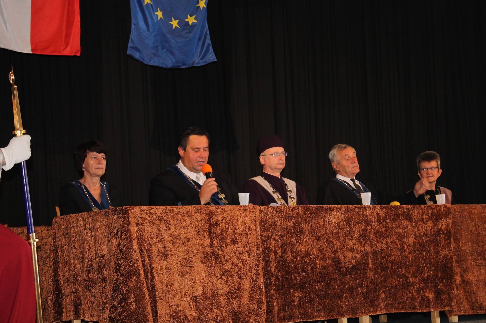 Vysoká škola evropských a regionálních studií, z. ú. foto 6