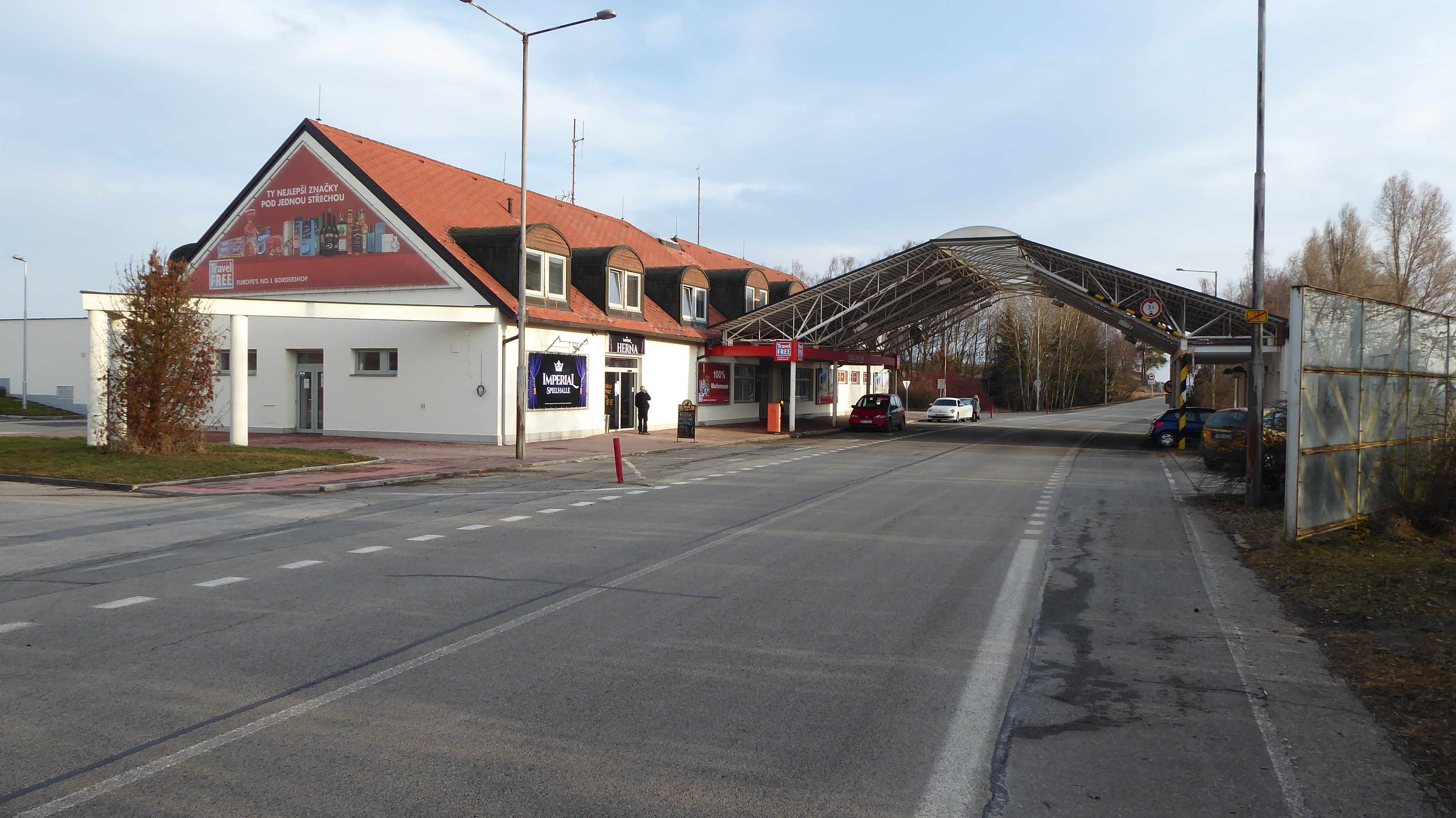 TRAVEL FREE SHOP foto 2