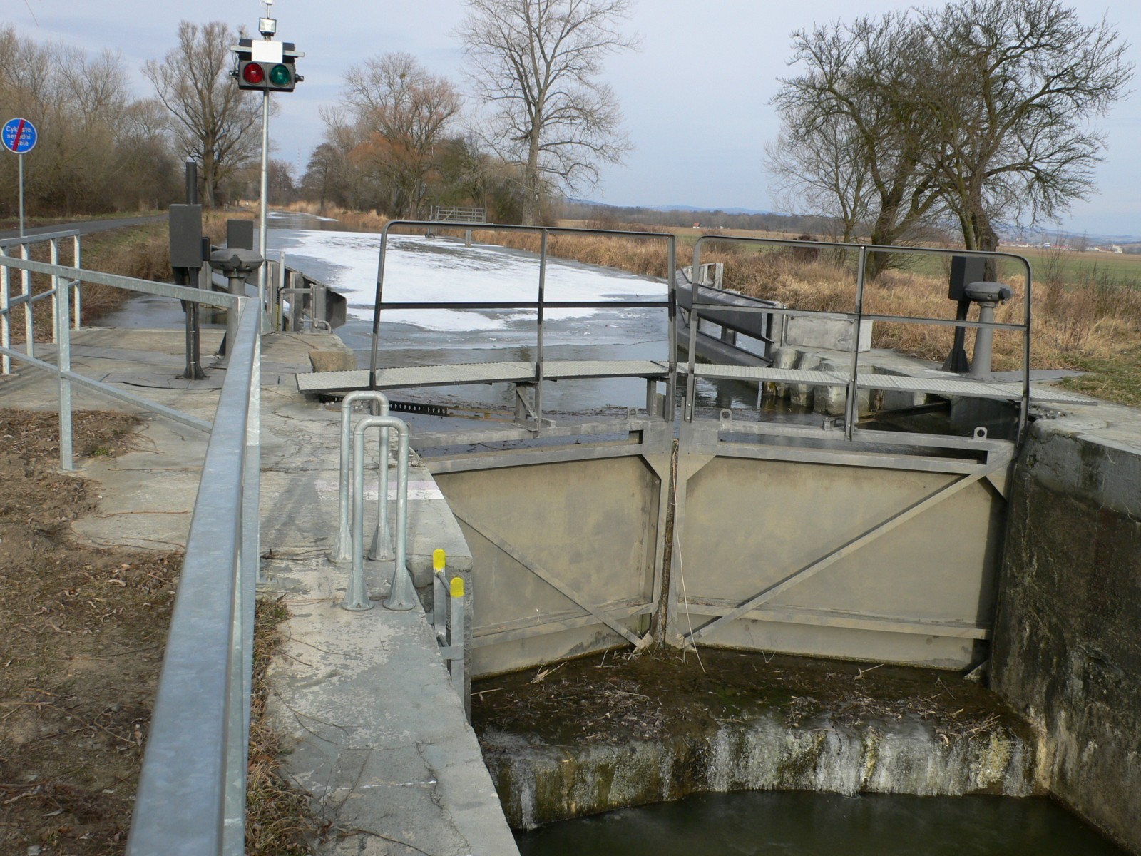 Plavební komora Huštěnovice foto 2