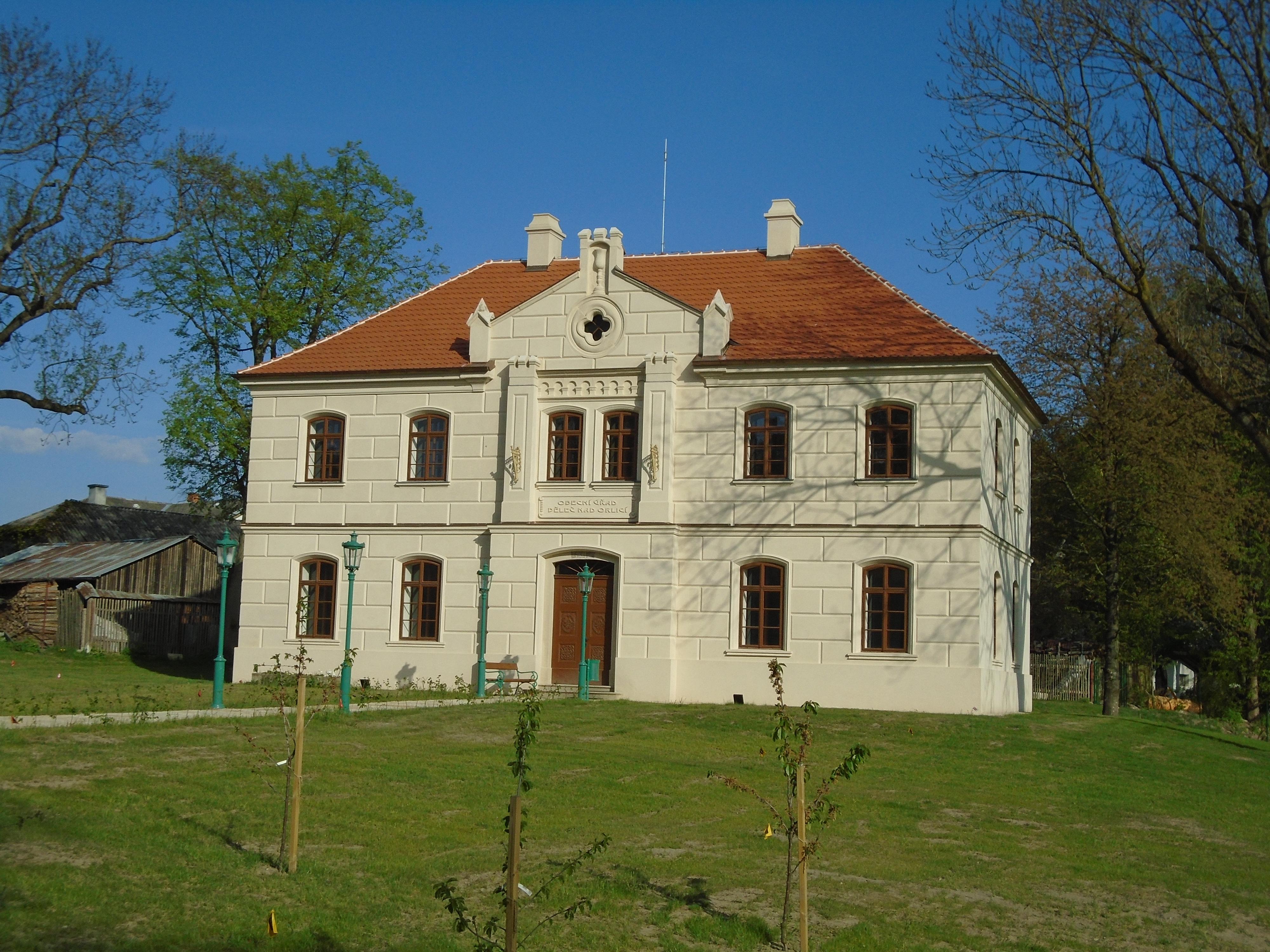 Běleč nad Orlicí - obecní úřad foto 2