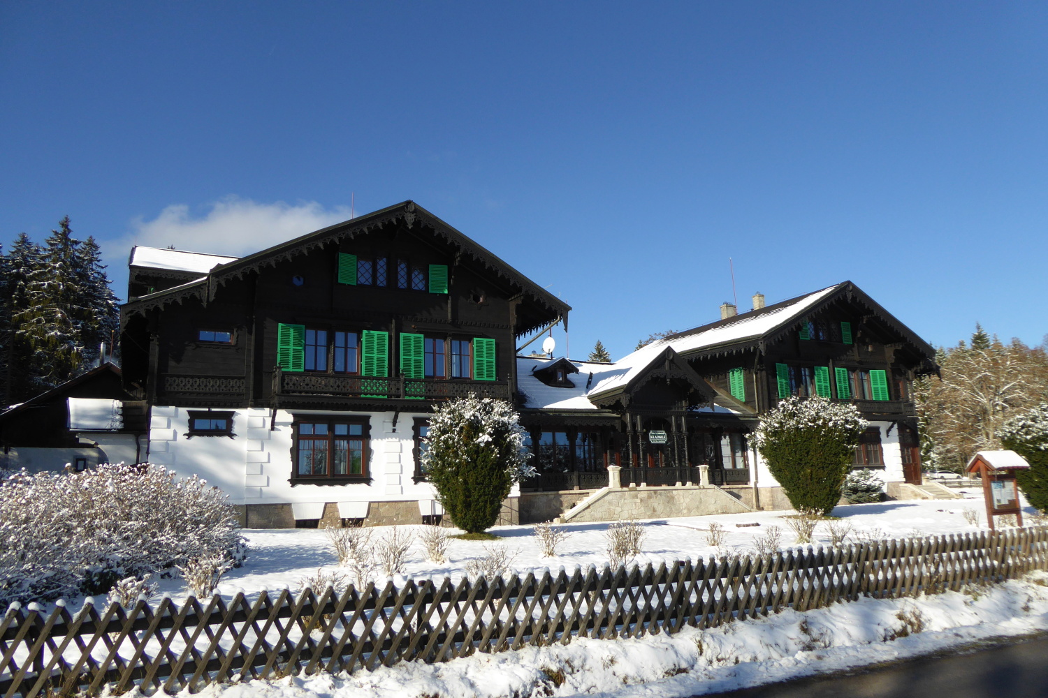 Lovecký zámeček Kladská - Hotel Garni