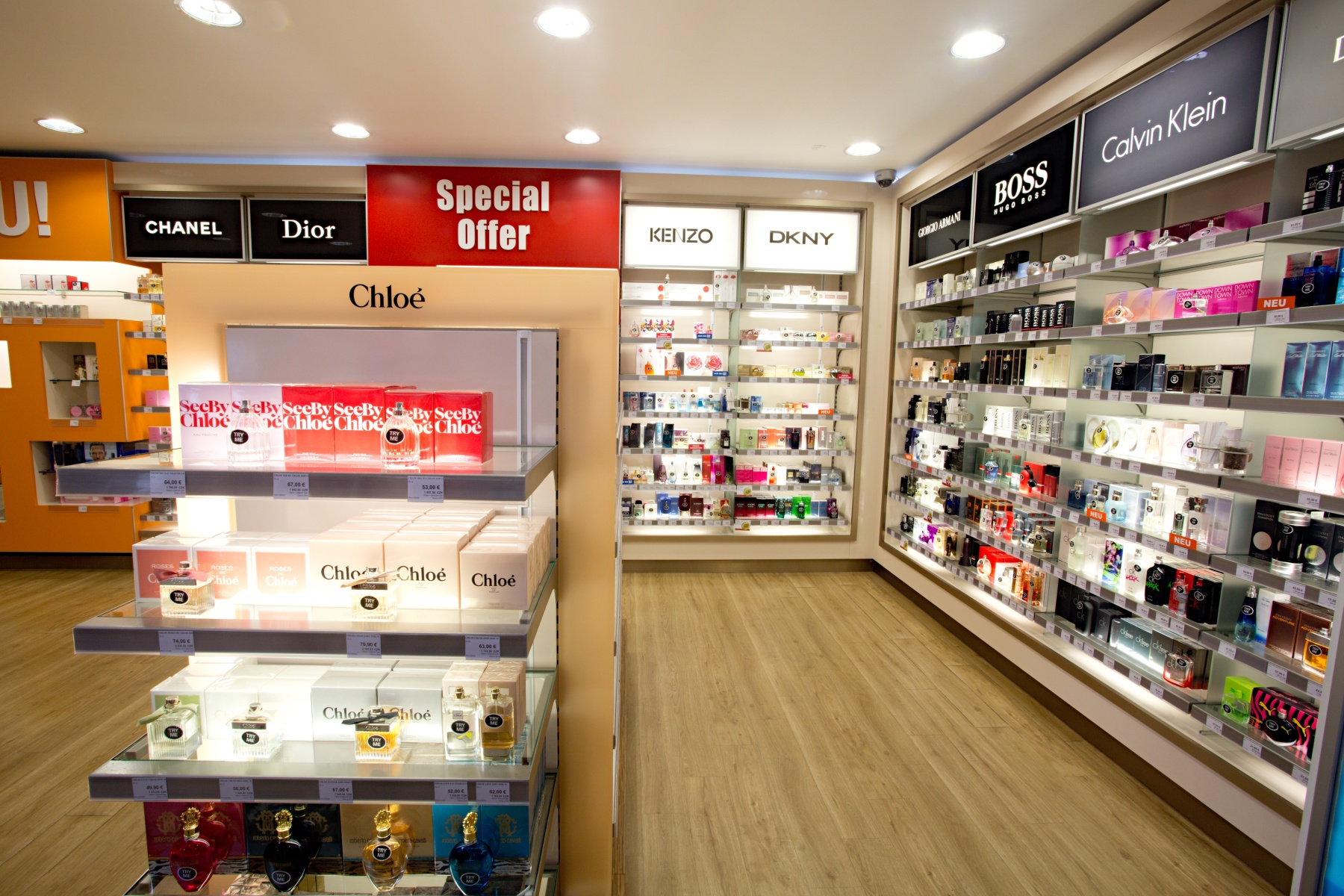 TRAVEL FREE SHOP foto 6