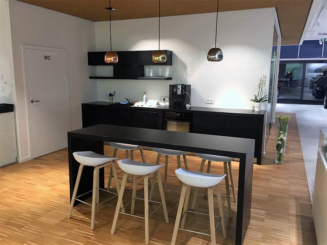 MACH Motors - Volvo foto 3