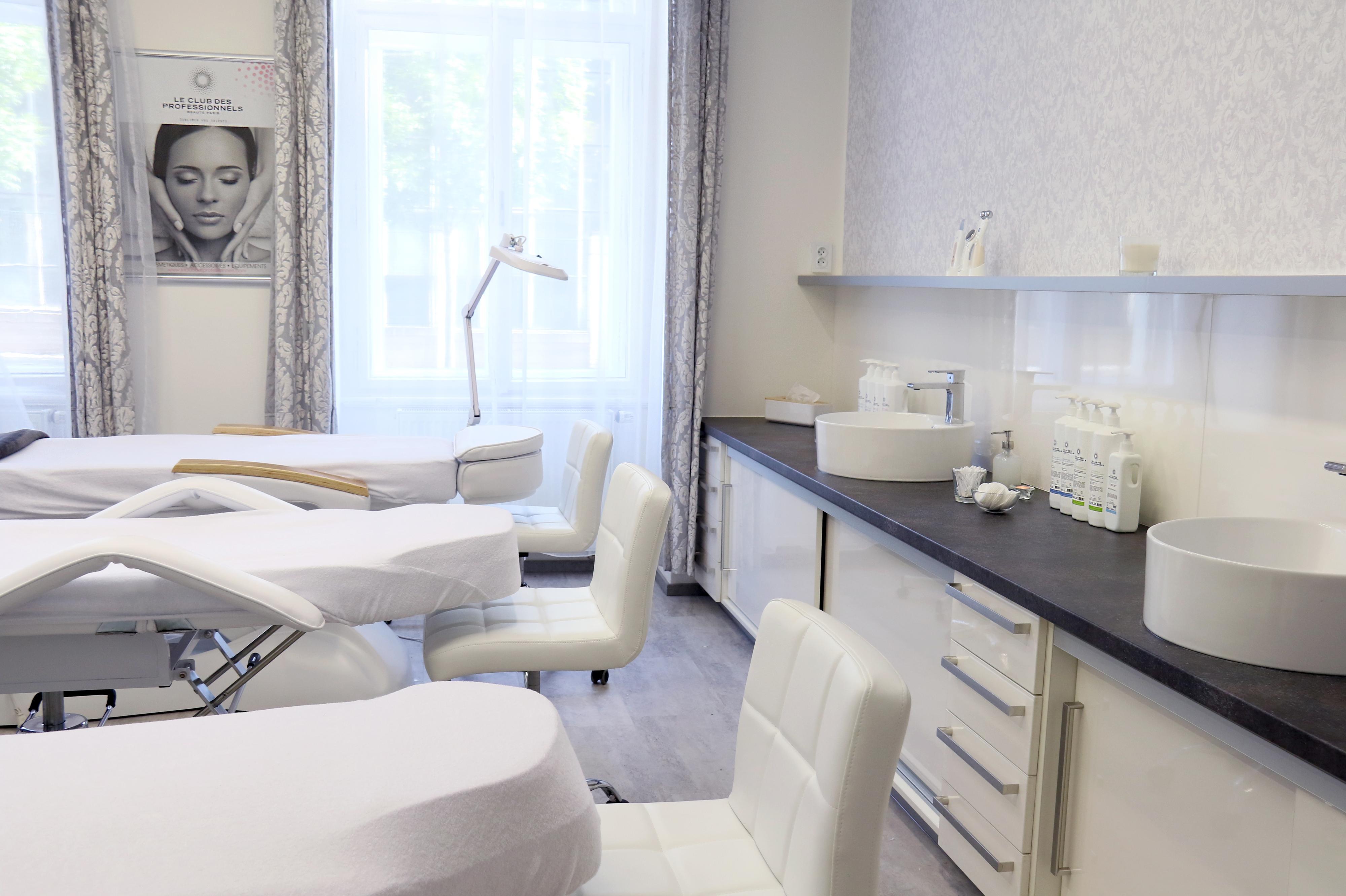 Kosmetická škola Evolution Beauty Institute