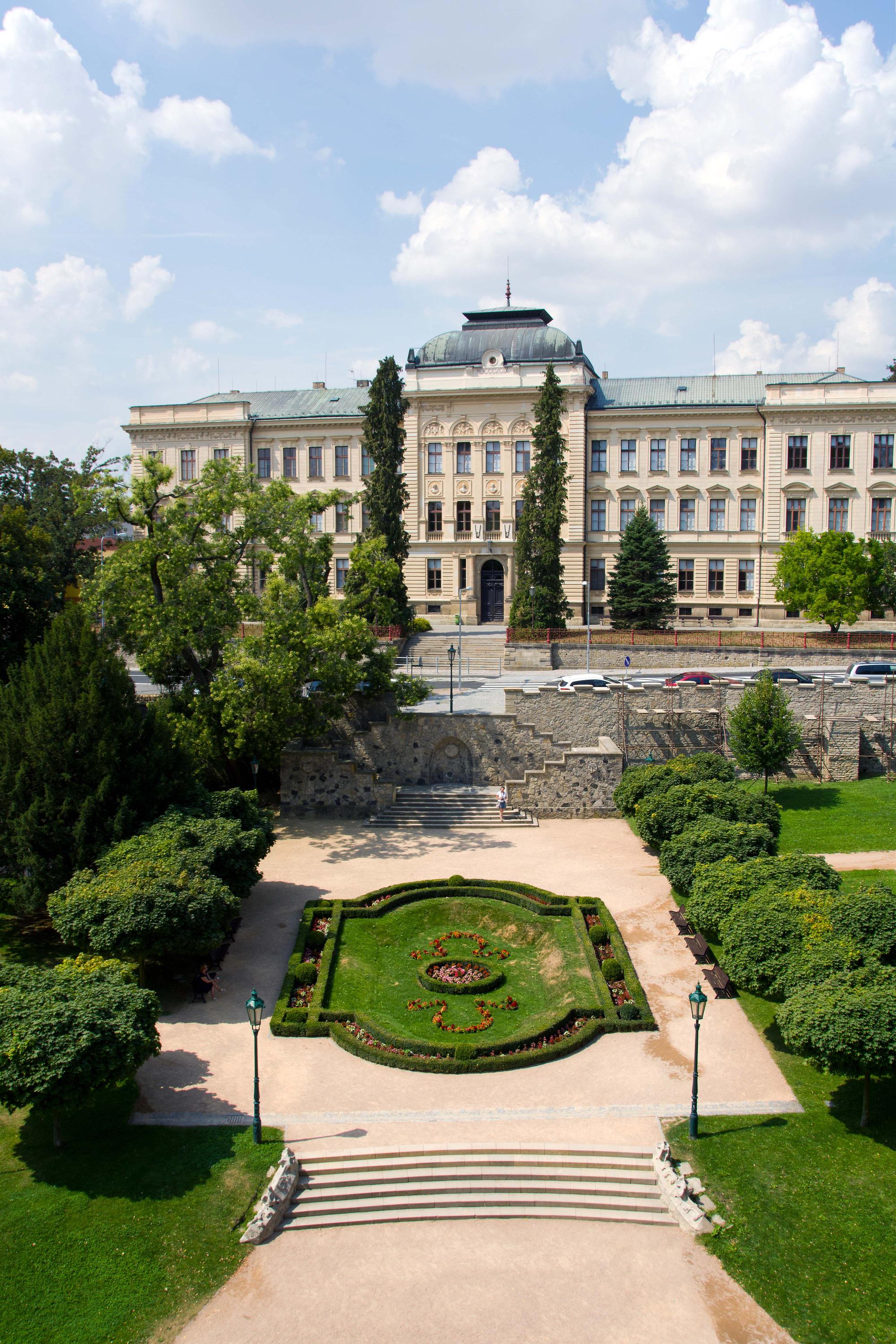 Základní škola Žižkov foto 2