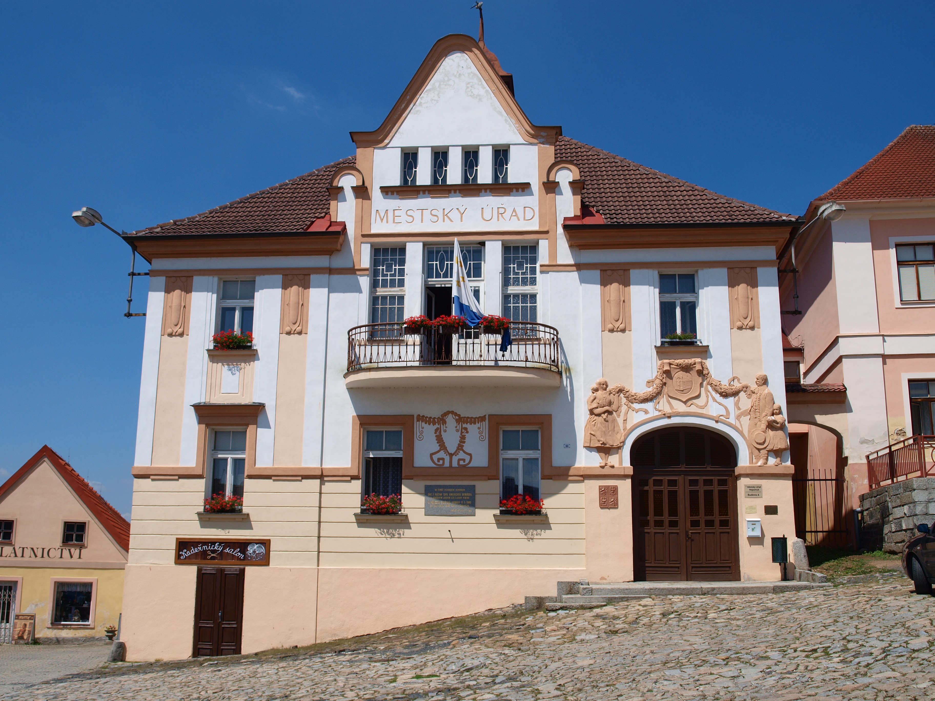 Nepomuk - městský úřad foto 2