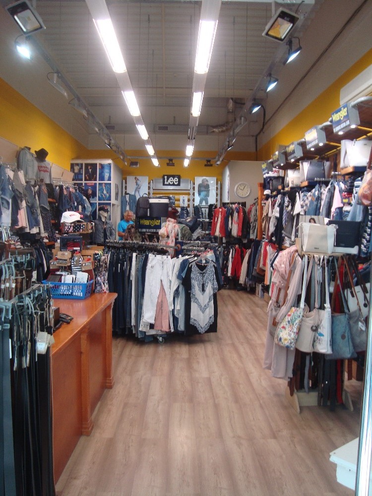 Jeans zone foto 3
