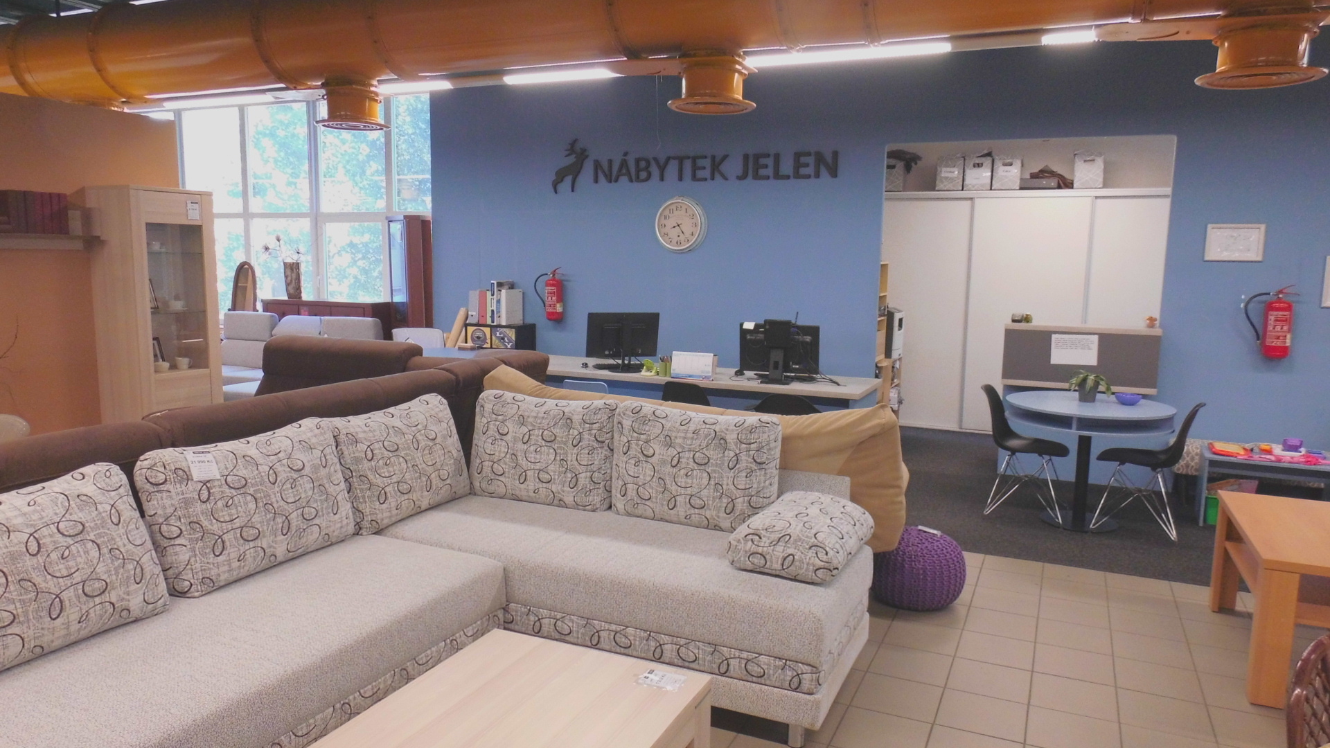 Nábytek Jelen foto 3