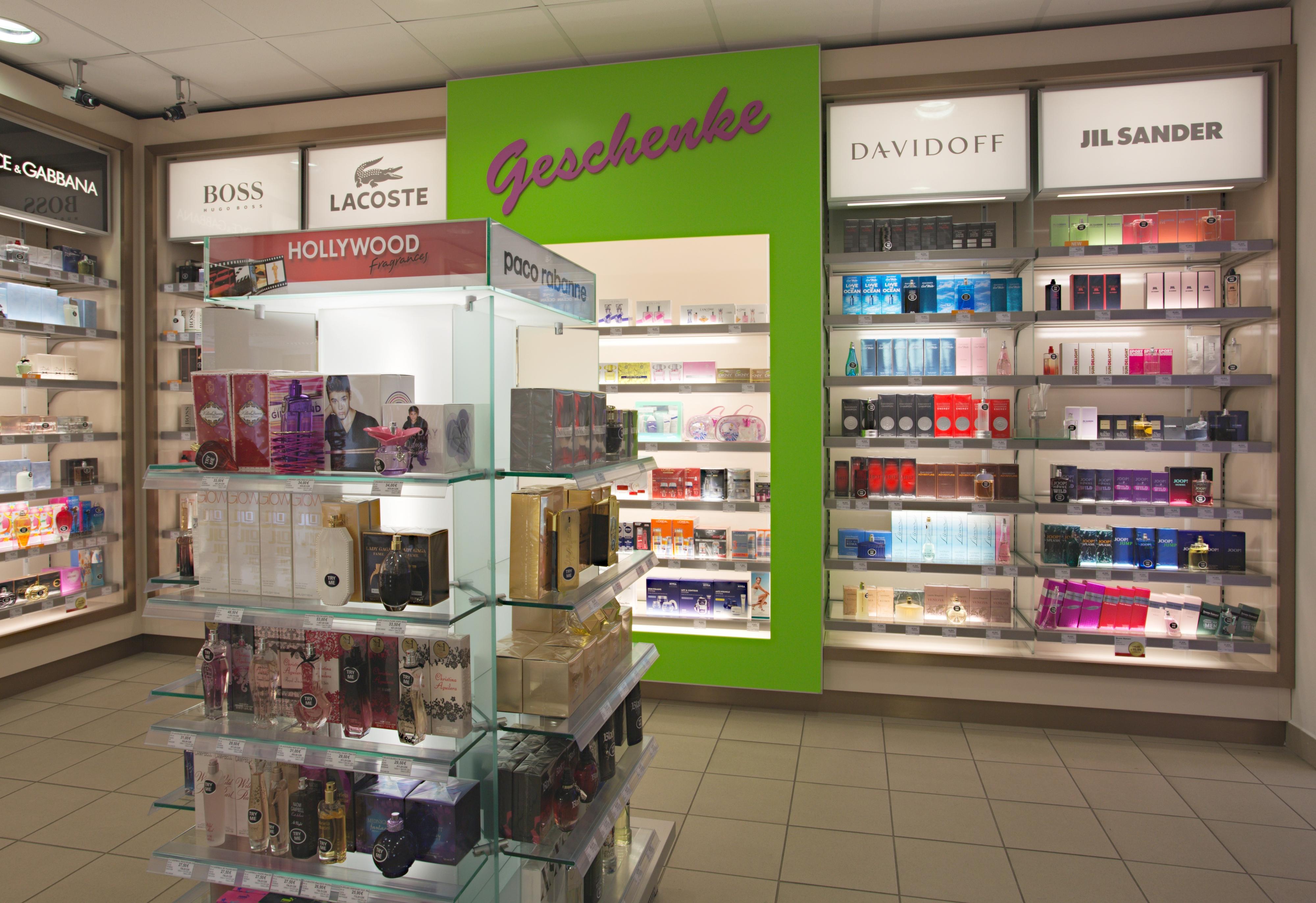 TRAVEL FREE SHOP foto 4