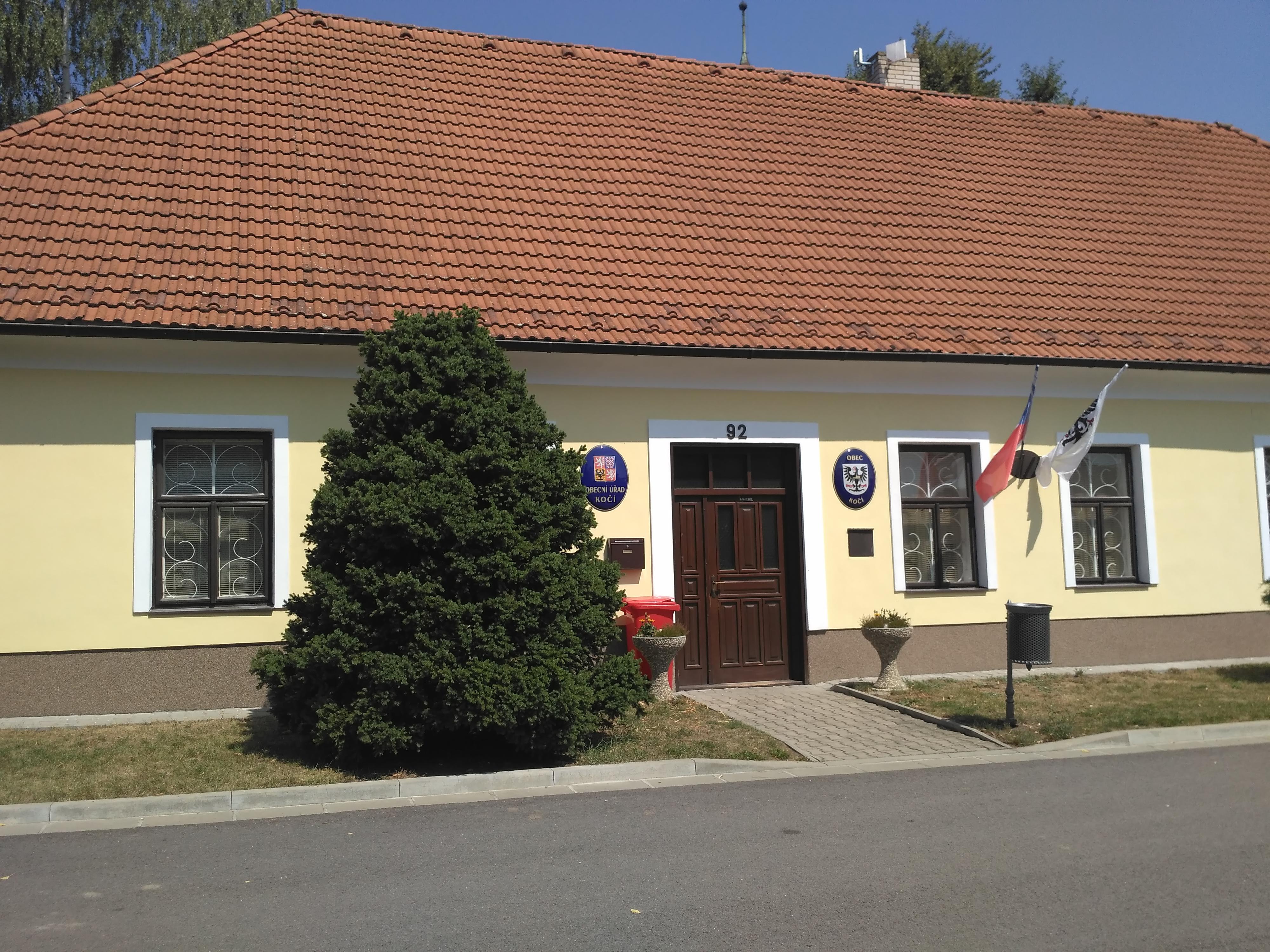Kočí - obecní úřad foto 2