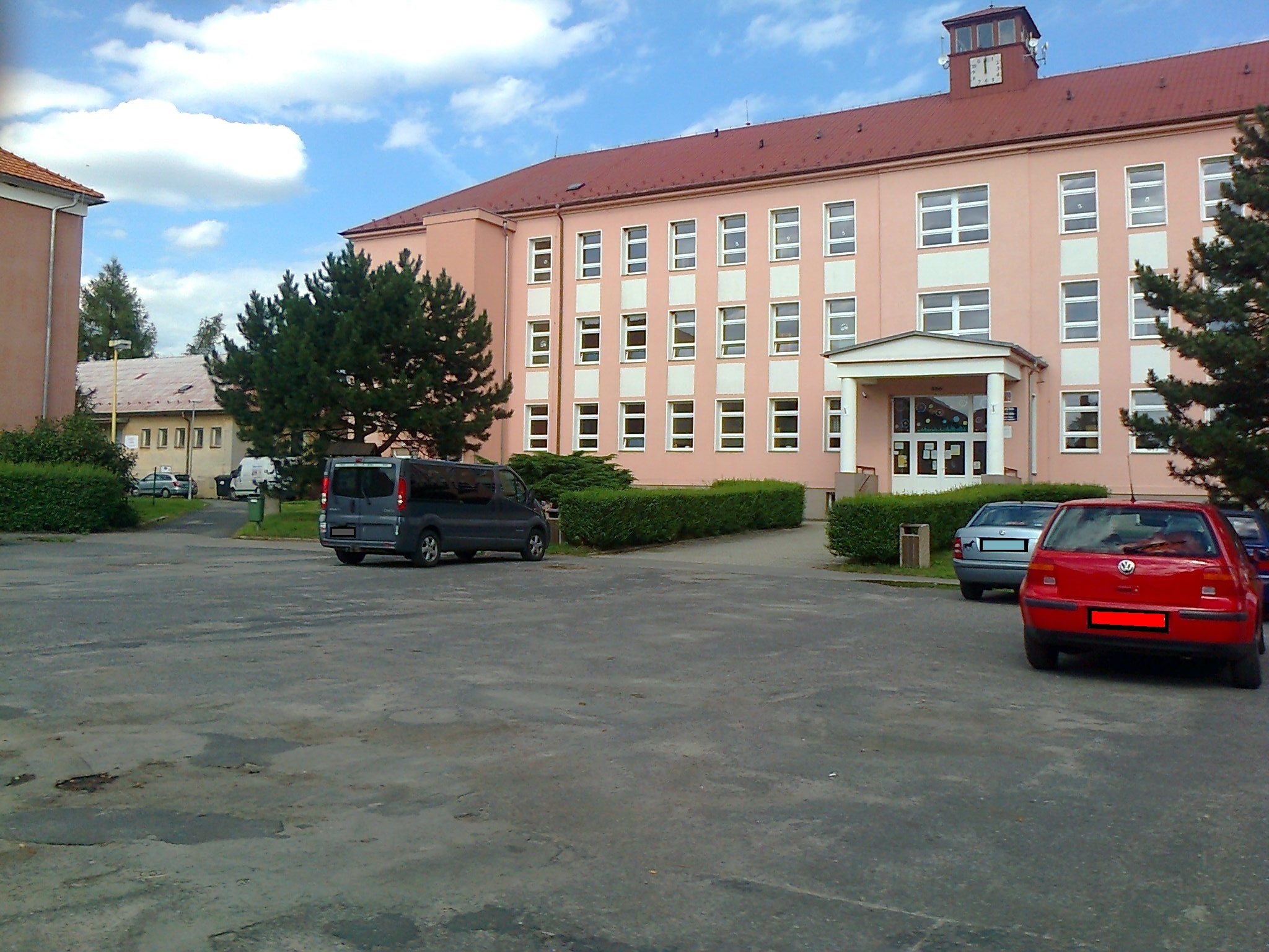 ZŠ a MŠ Mimoň, Letná