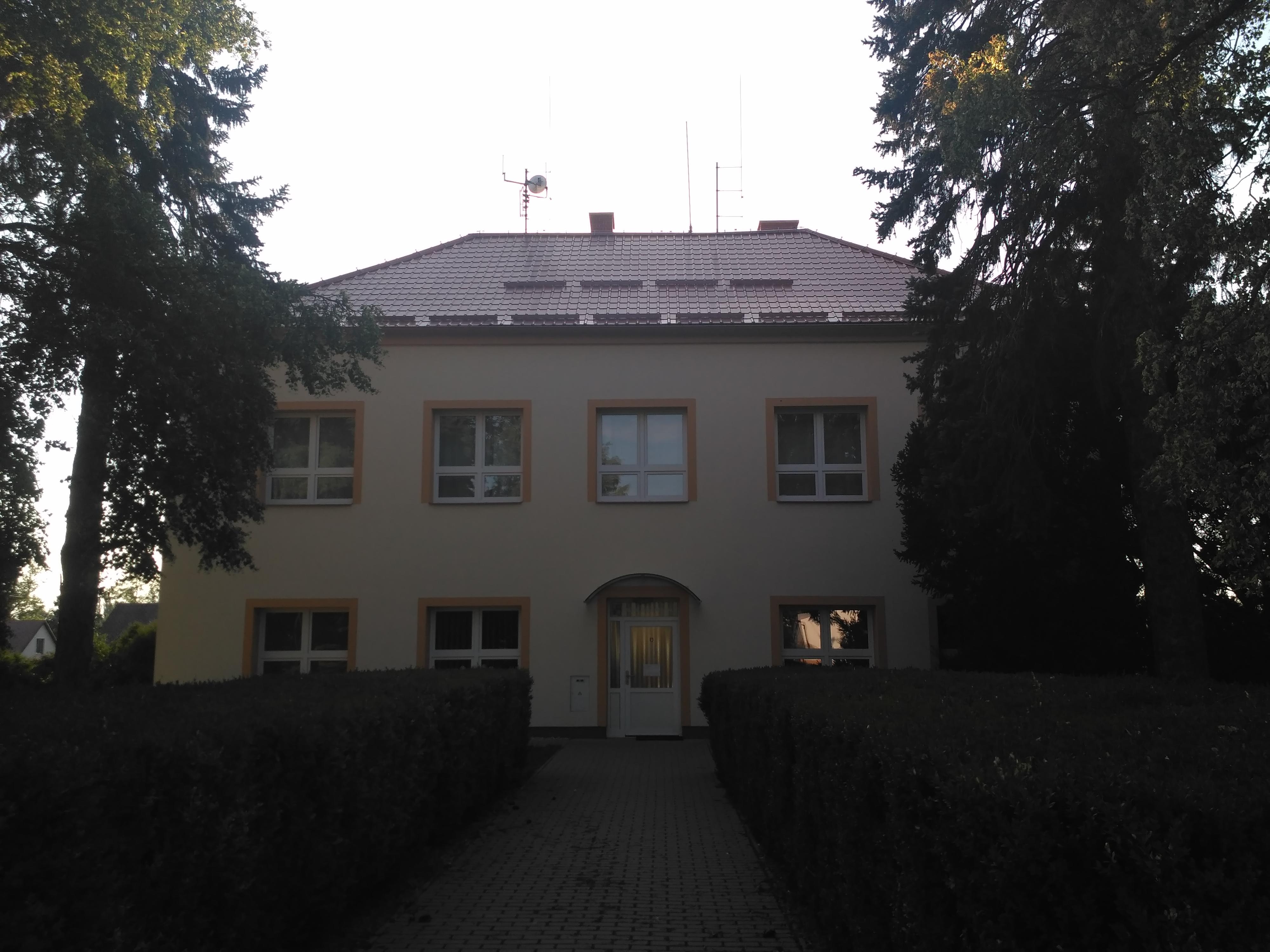 Řestoky - obecní úřad foto 2