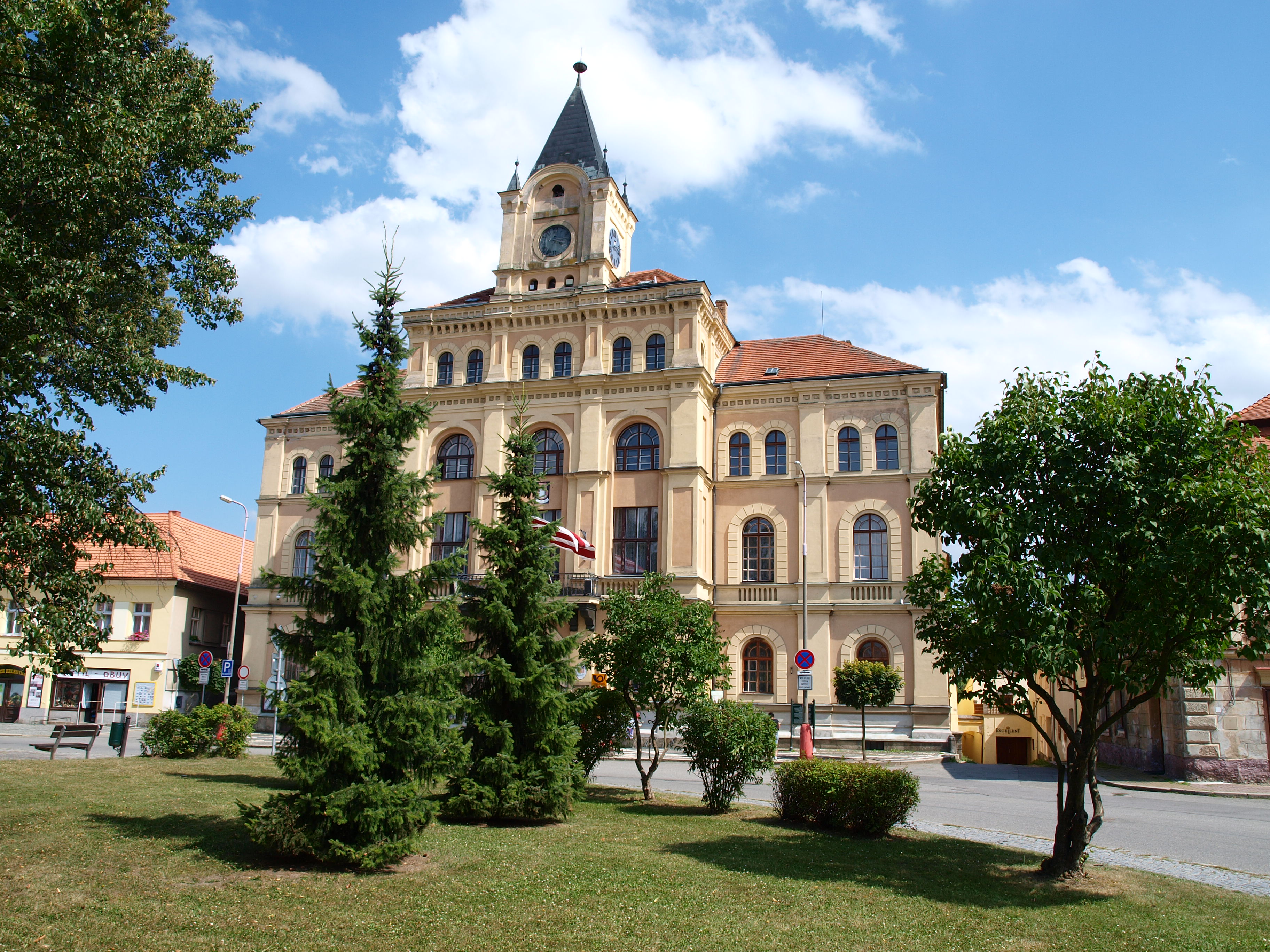 Netolice - městský úřad foto 3