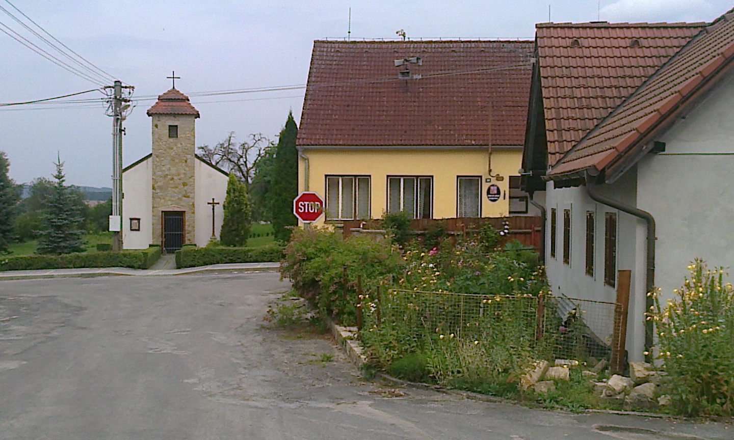 Borovná - obecní úřad foto 2