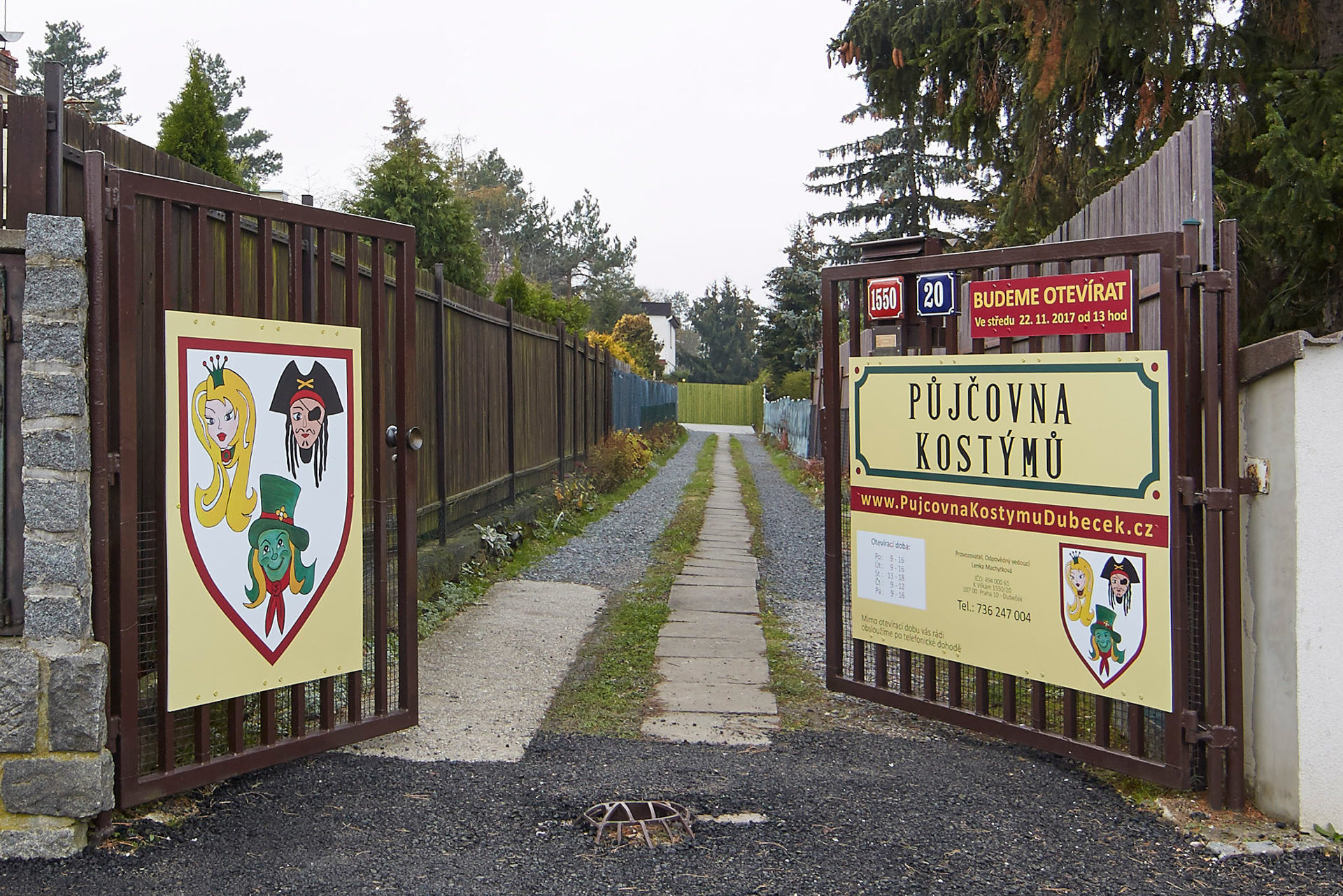 Lenka Machytková - Půjčovna kostýmů foto 4