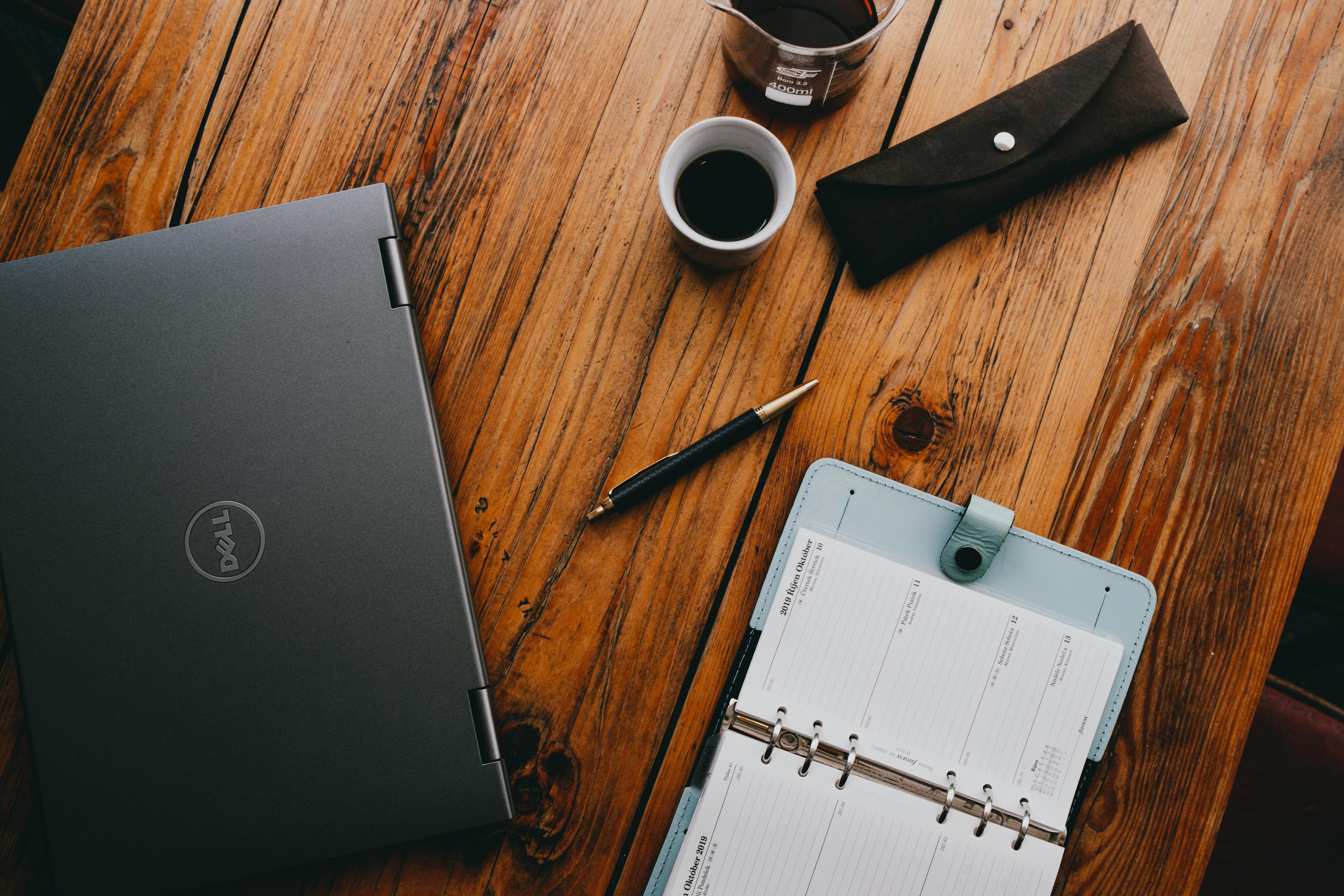 Podtrženo sečteno, s.r.o.