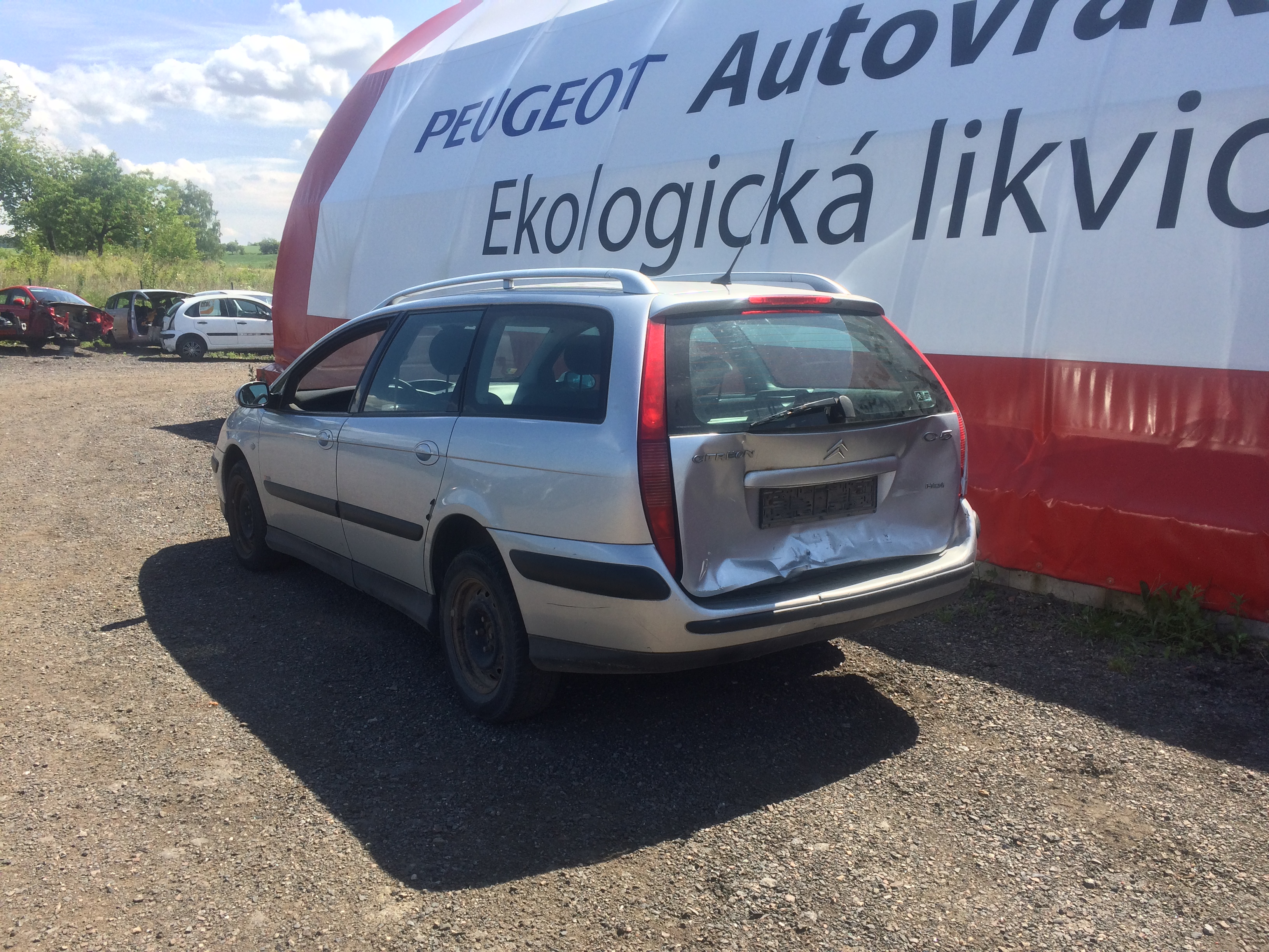 Autovrakoviště Louka -  Ekologická likvidace vozidel foto 6