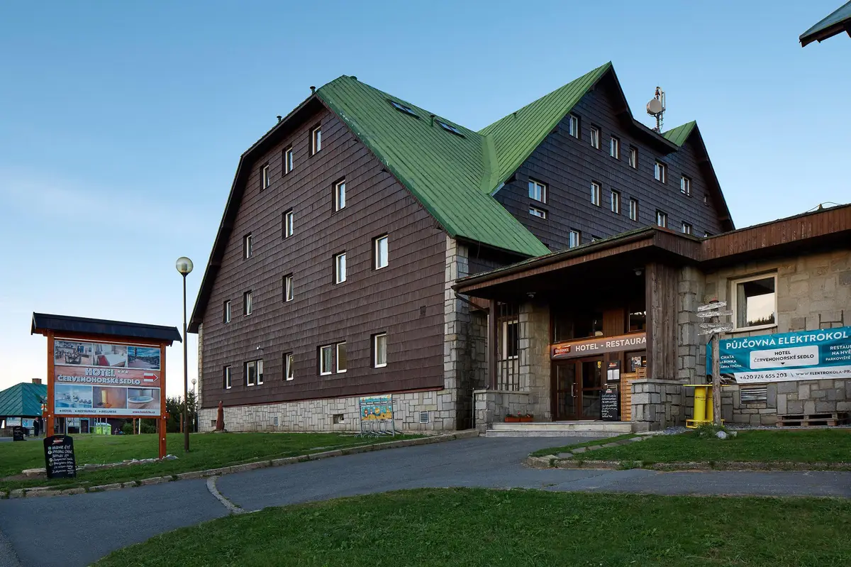 Hotel ČERVENOHORSKÉ SEDLO