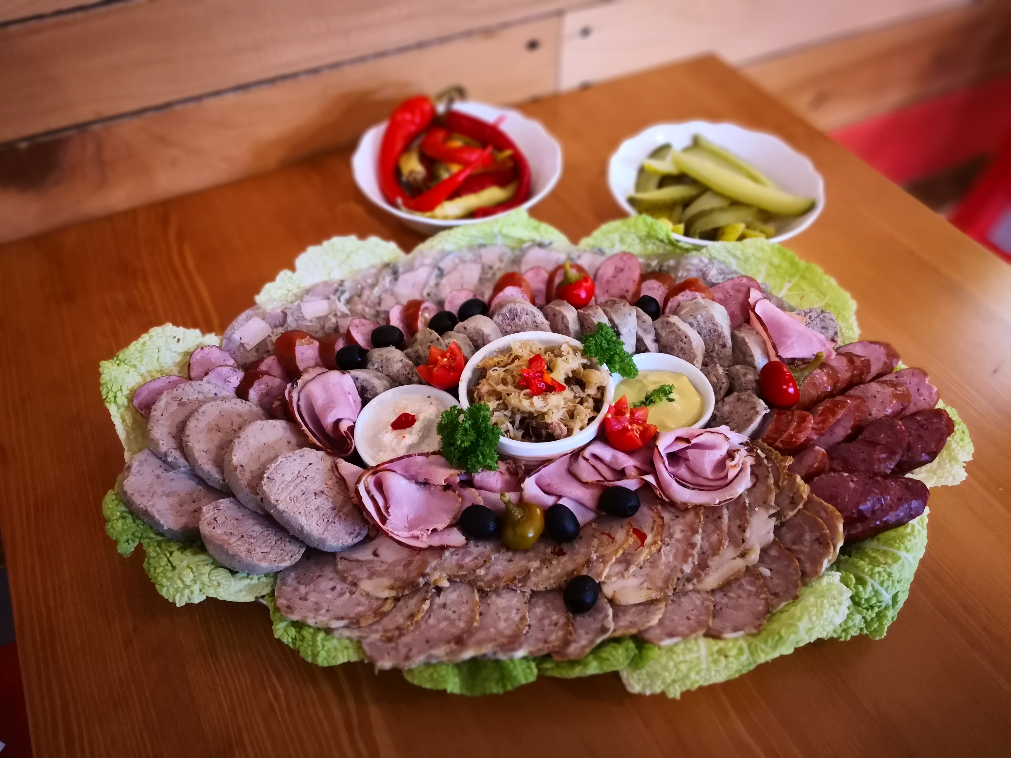 Potraviny a řeznictví Koníčkův dvůr foto 4