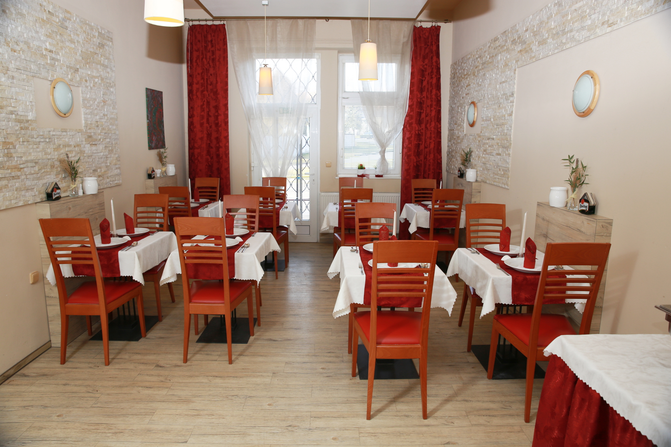 Wellness penzion Kroměříž - Zlobice - restaurace foto 2