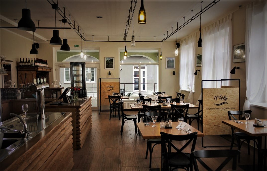 Restaurace U Řeky foto 3