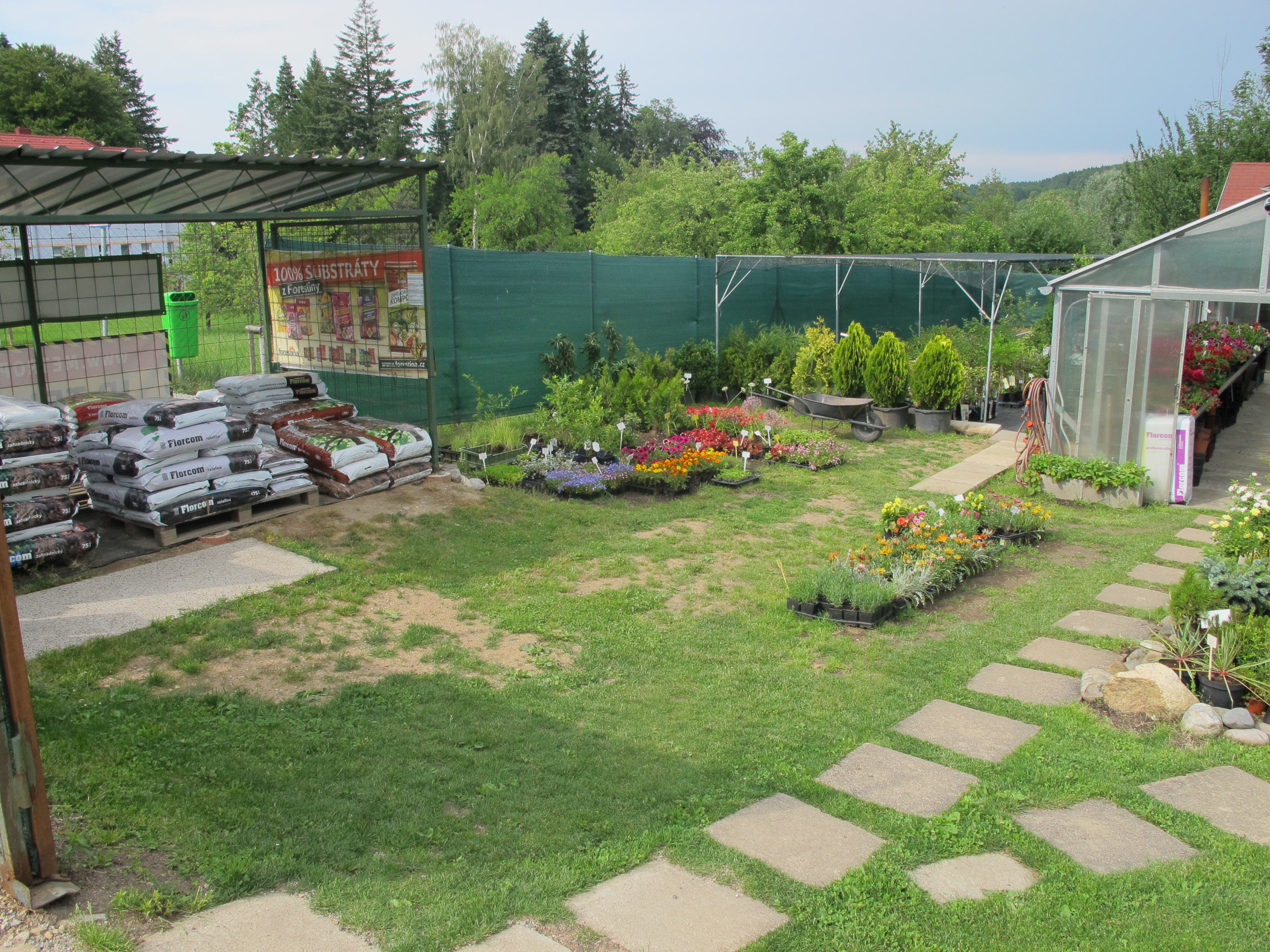 Zahrádka u hřbitova