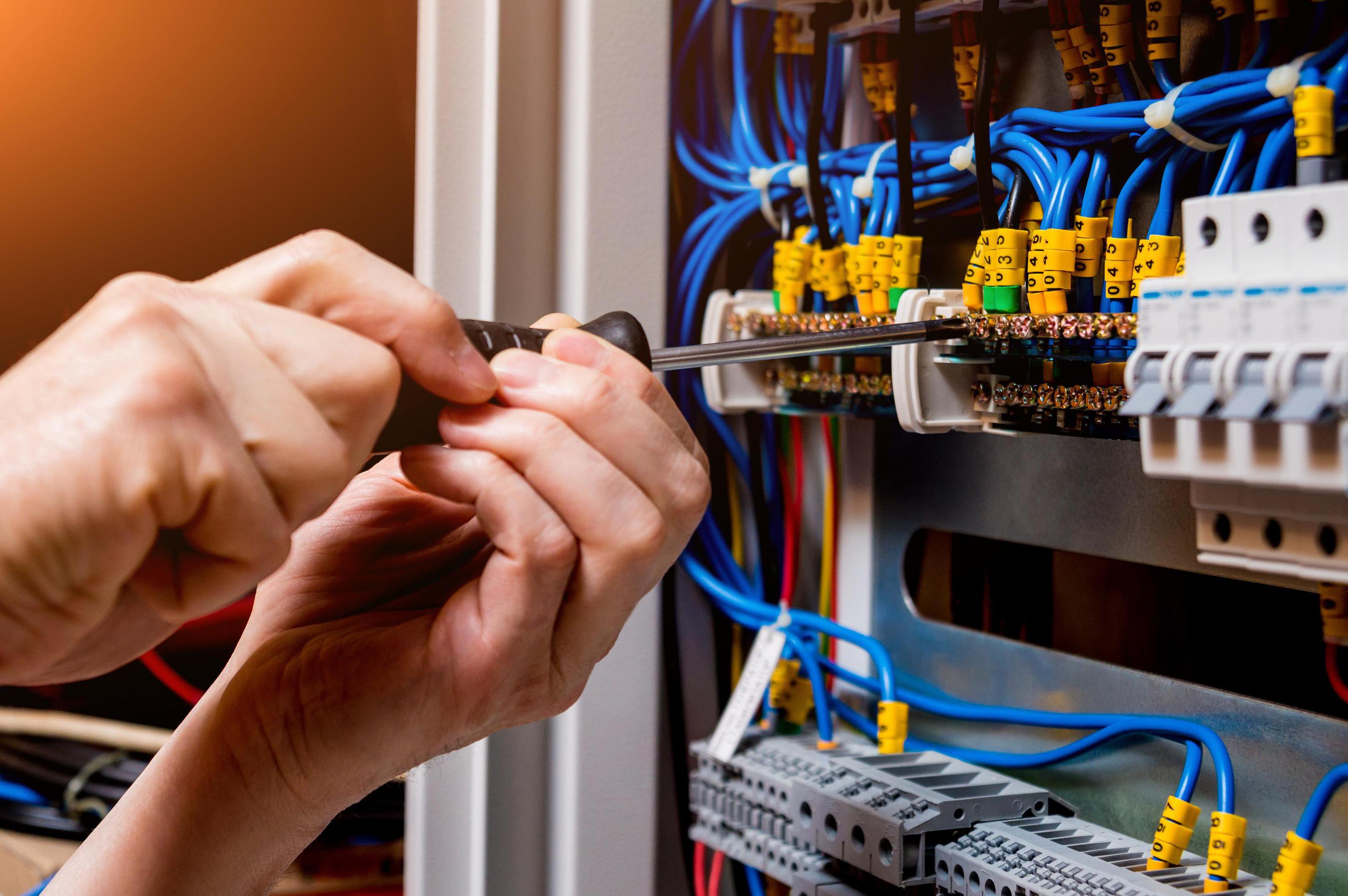 František Dvořák Elektroinstalace ELOZZ foto 1