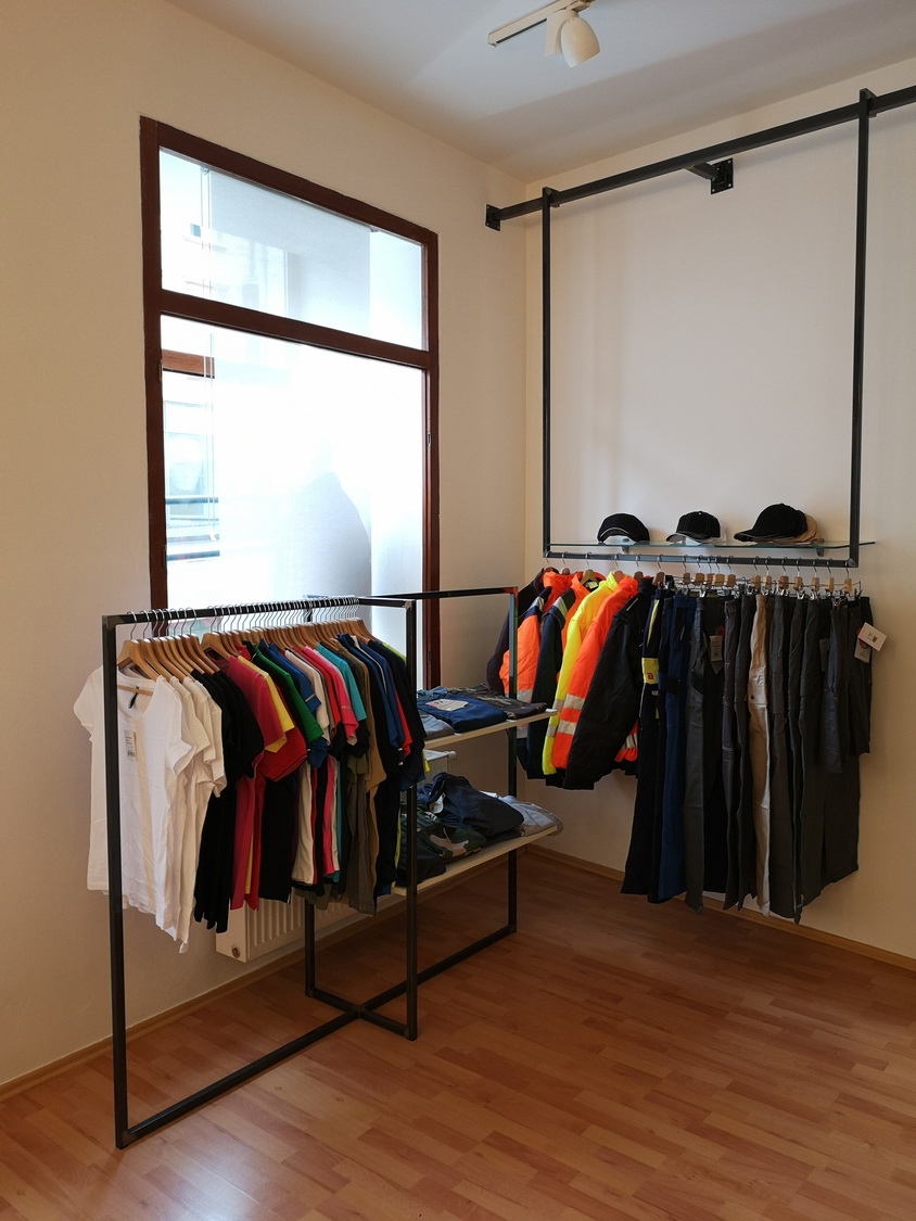 SKY Promotion - Showroom Pekařská 13 foto 4