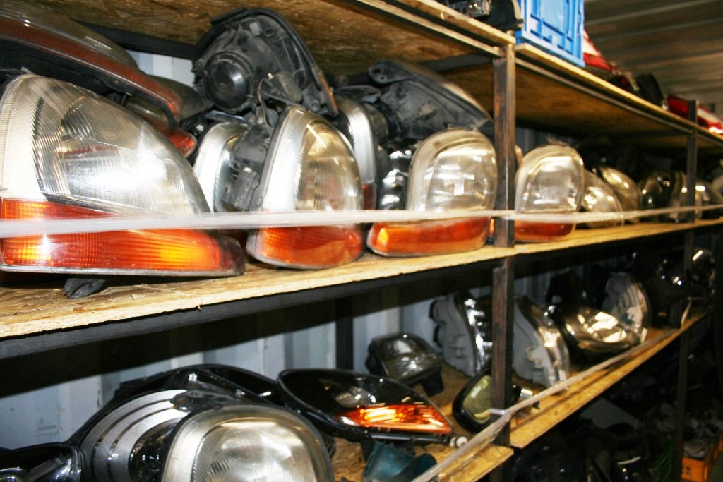 Náhradní díly - vrakoviště Renault foto 6