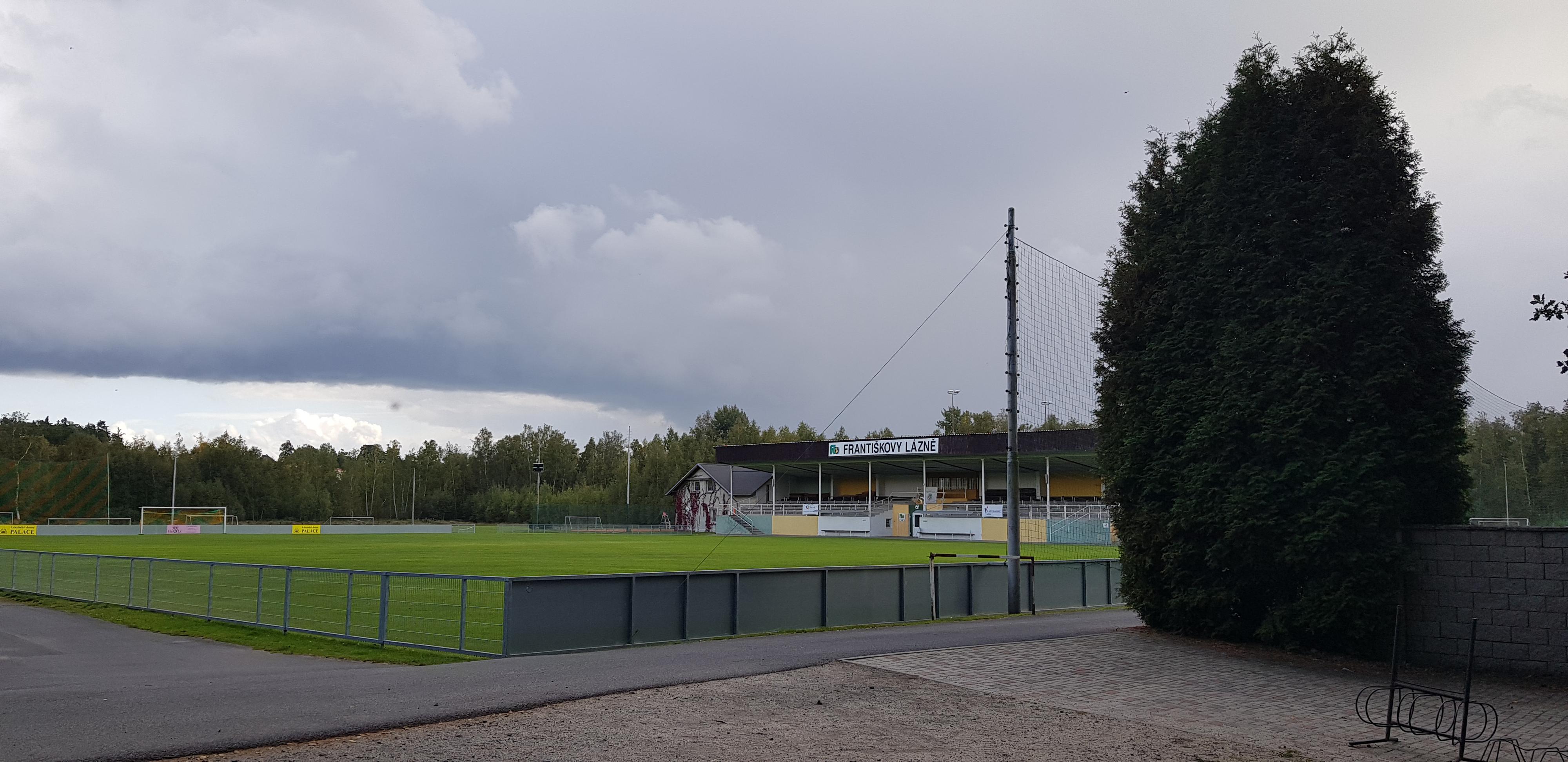 U Kohoutů na hřišti foto 2