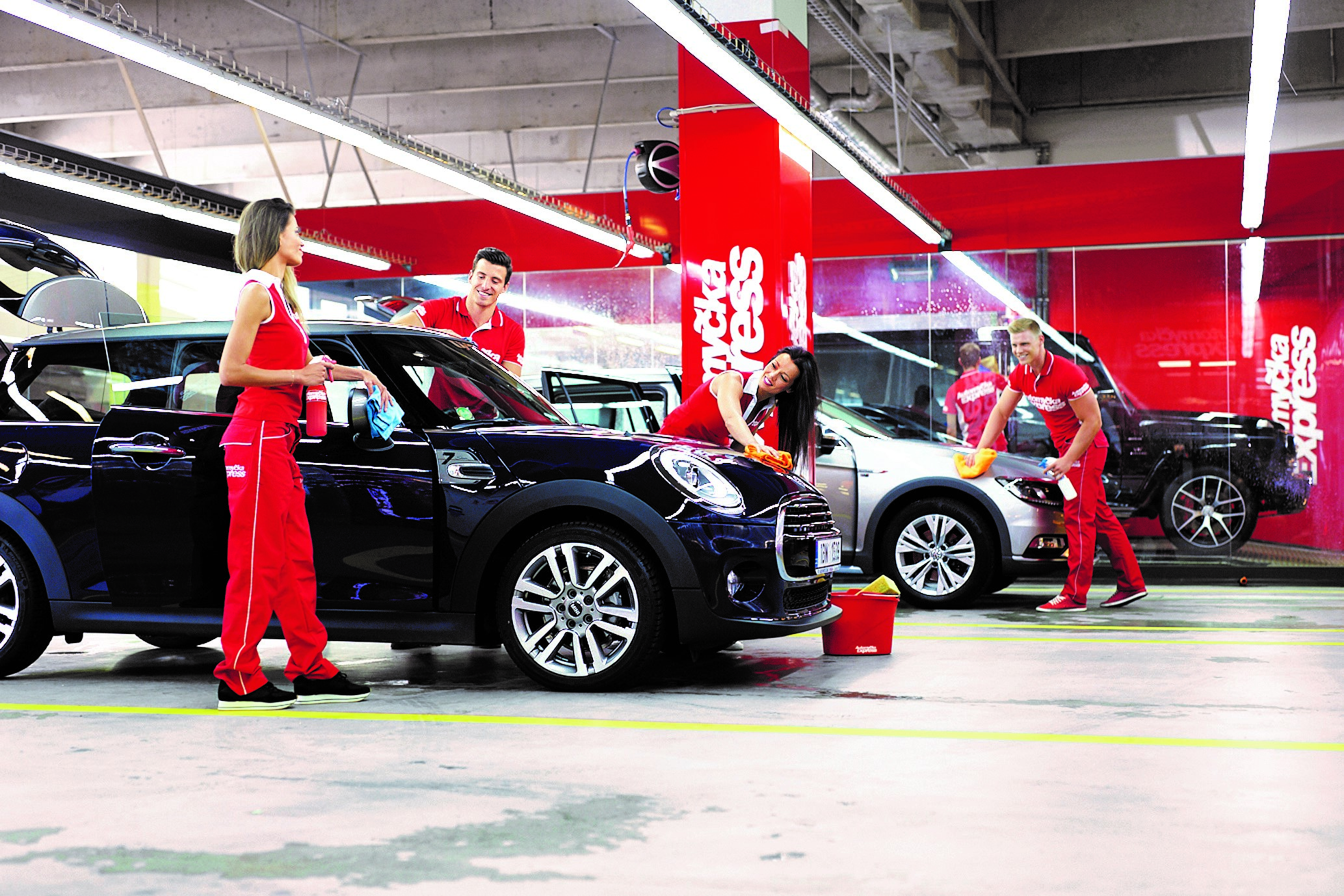 Automyčka Express | OC Opatovská foto 2