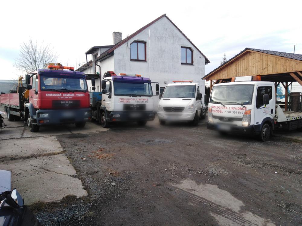 Autovrakoviště Nohejl foto 3