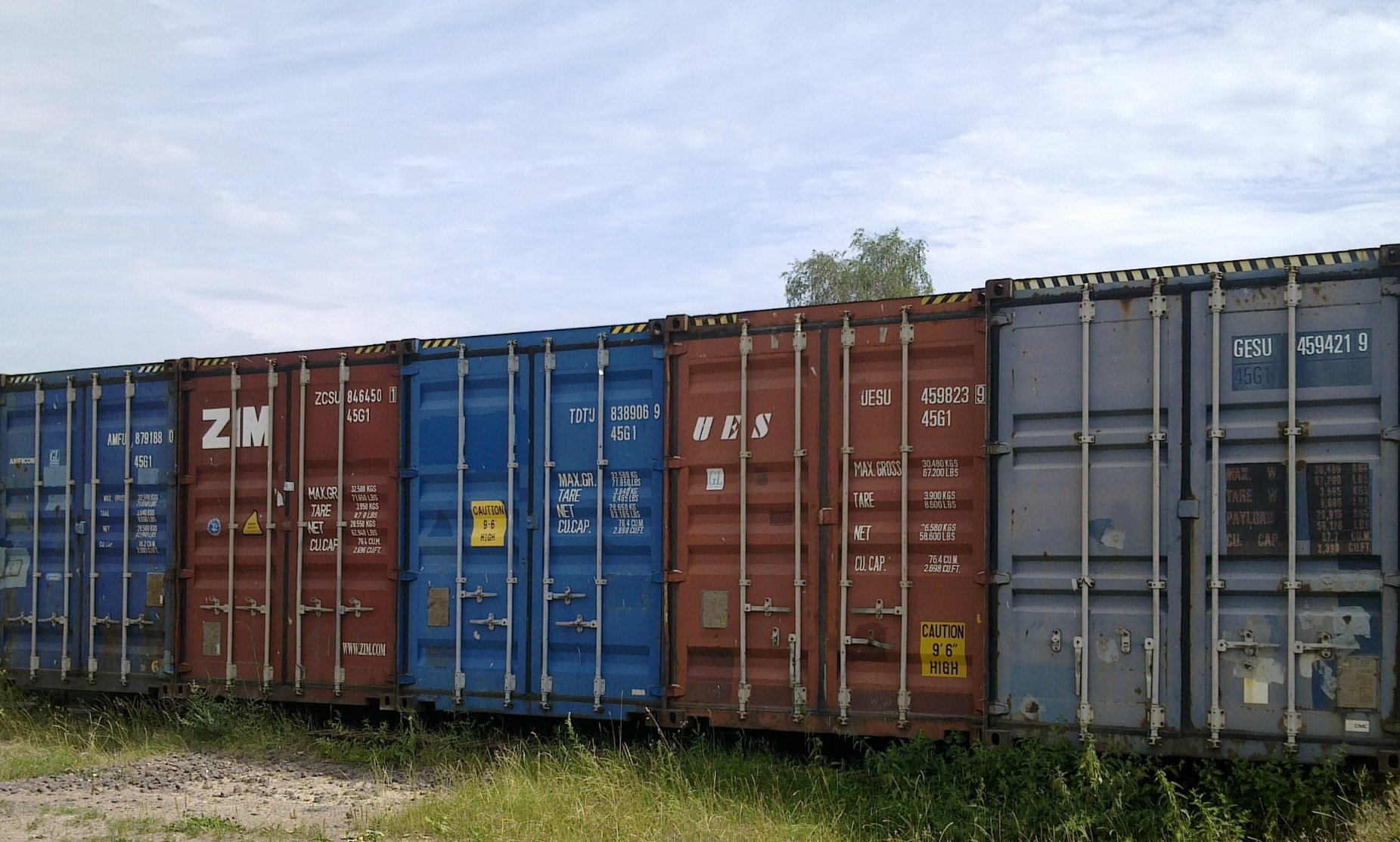 Lodní kontejnery levně foto 2