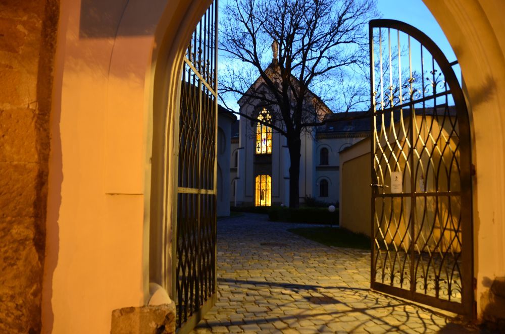 Arcibiskupské gymnázium v Kroměříži foto 4