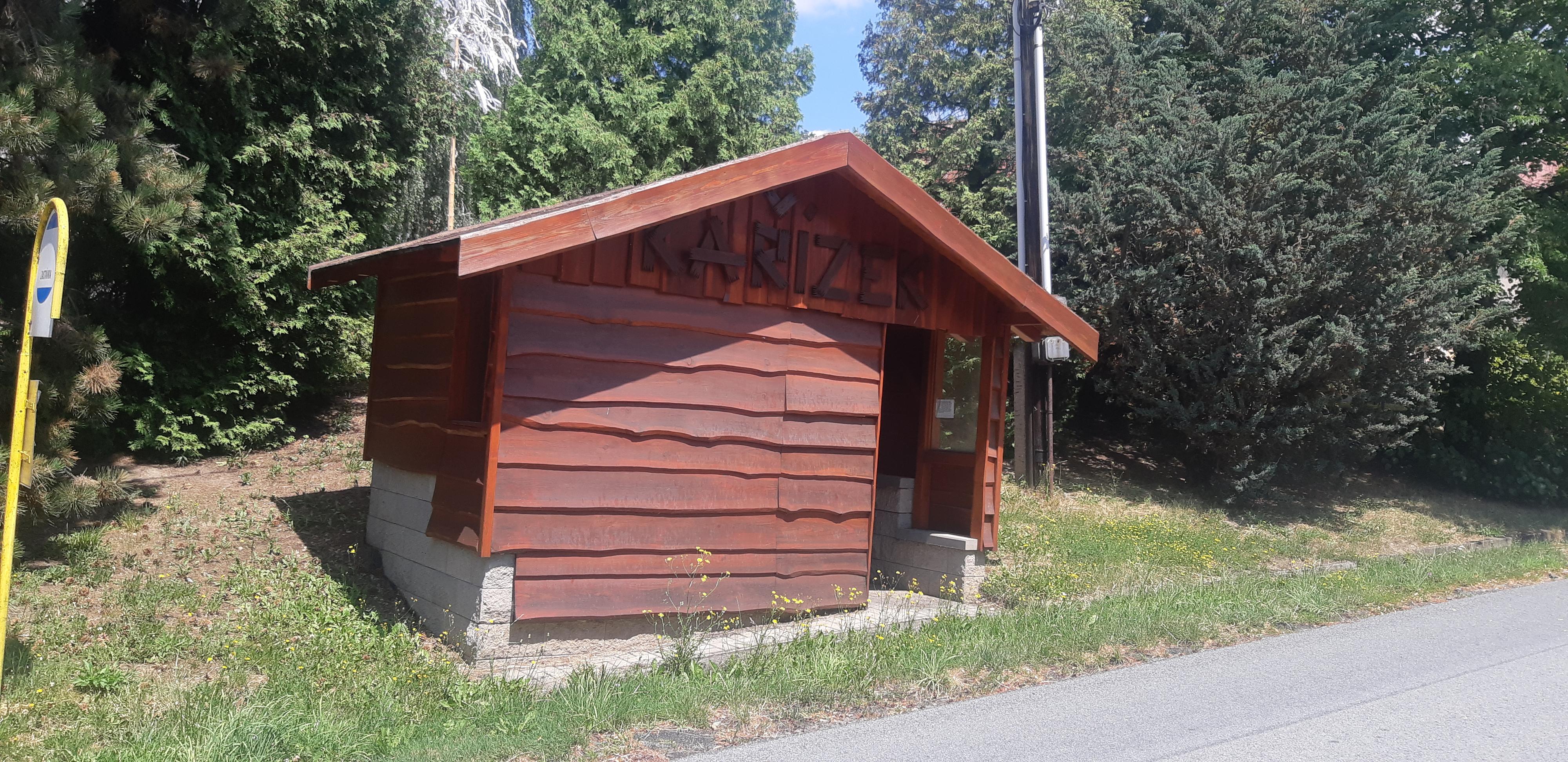 Kařízek - obecní úřad foto 5