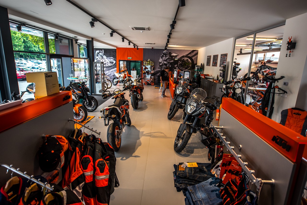 KTM AUTONOVA BRNO foto 4
