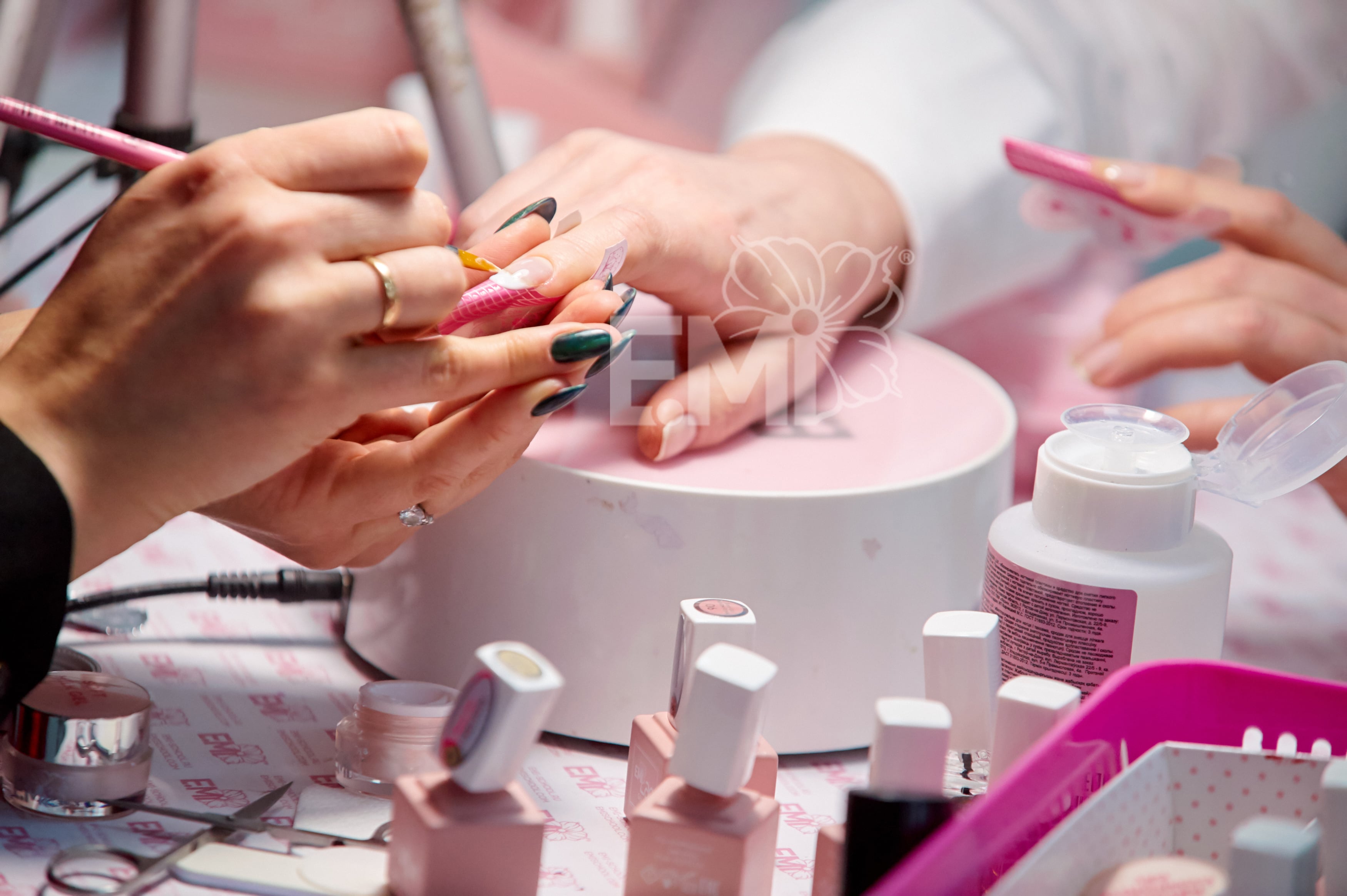 E.Mi Nail School foto 4
