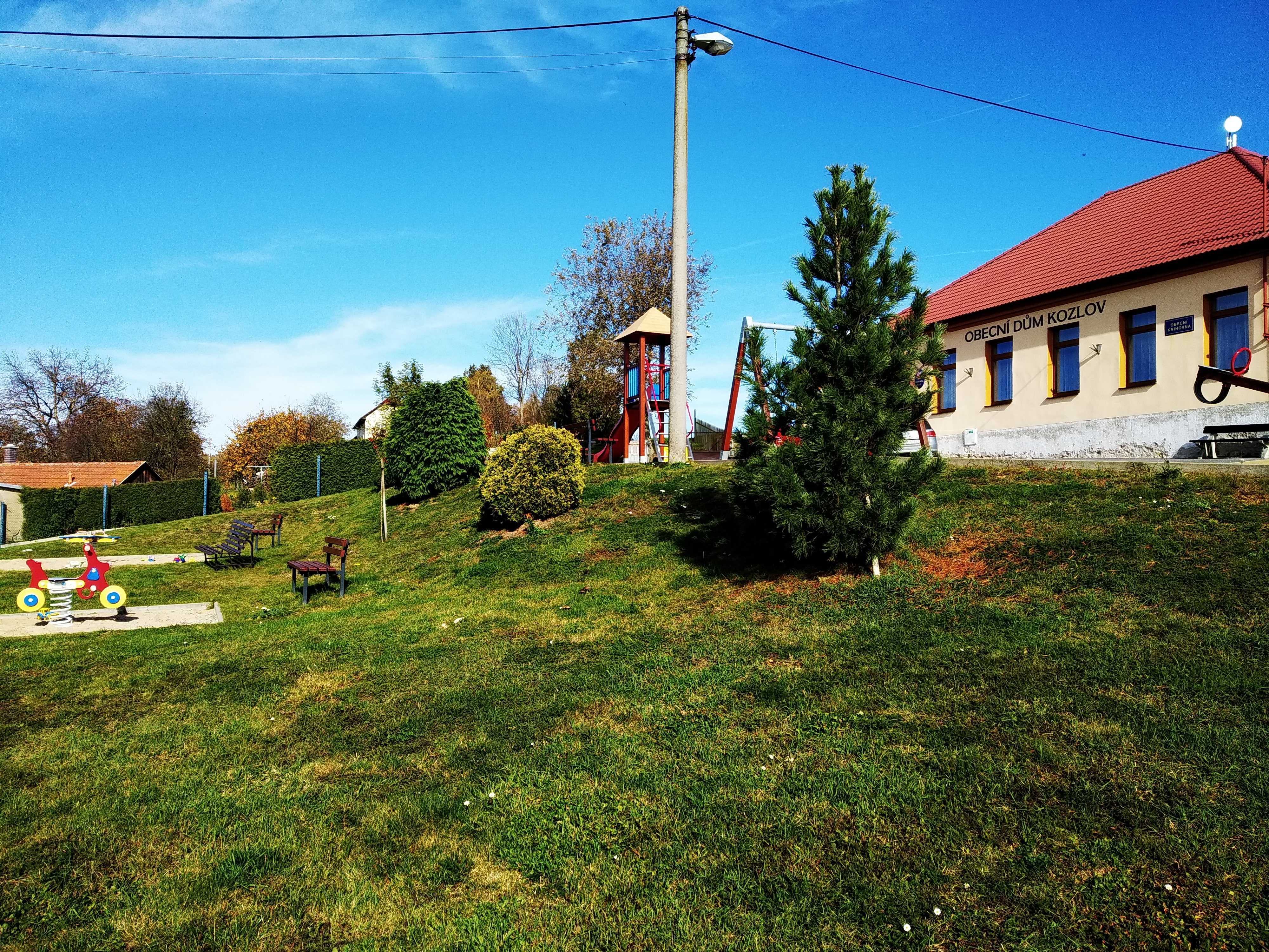 Kozlov - obecní úřad foto 2