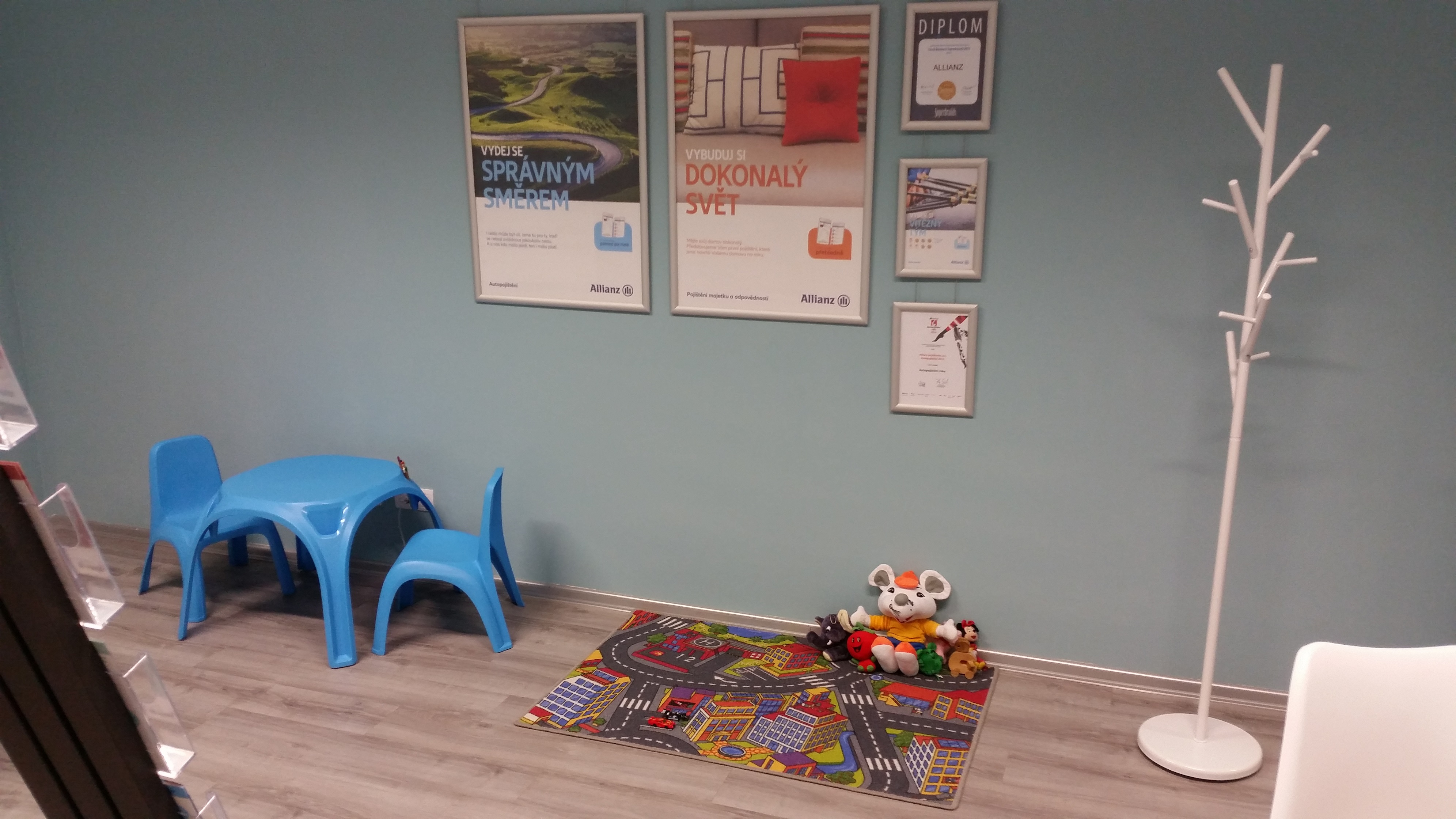 Michal Lipka - Allianz foto 4