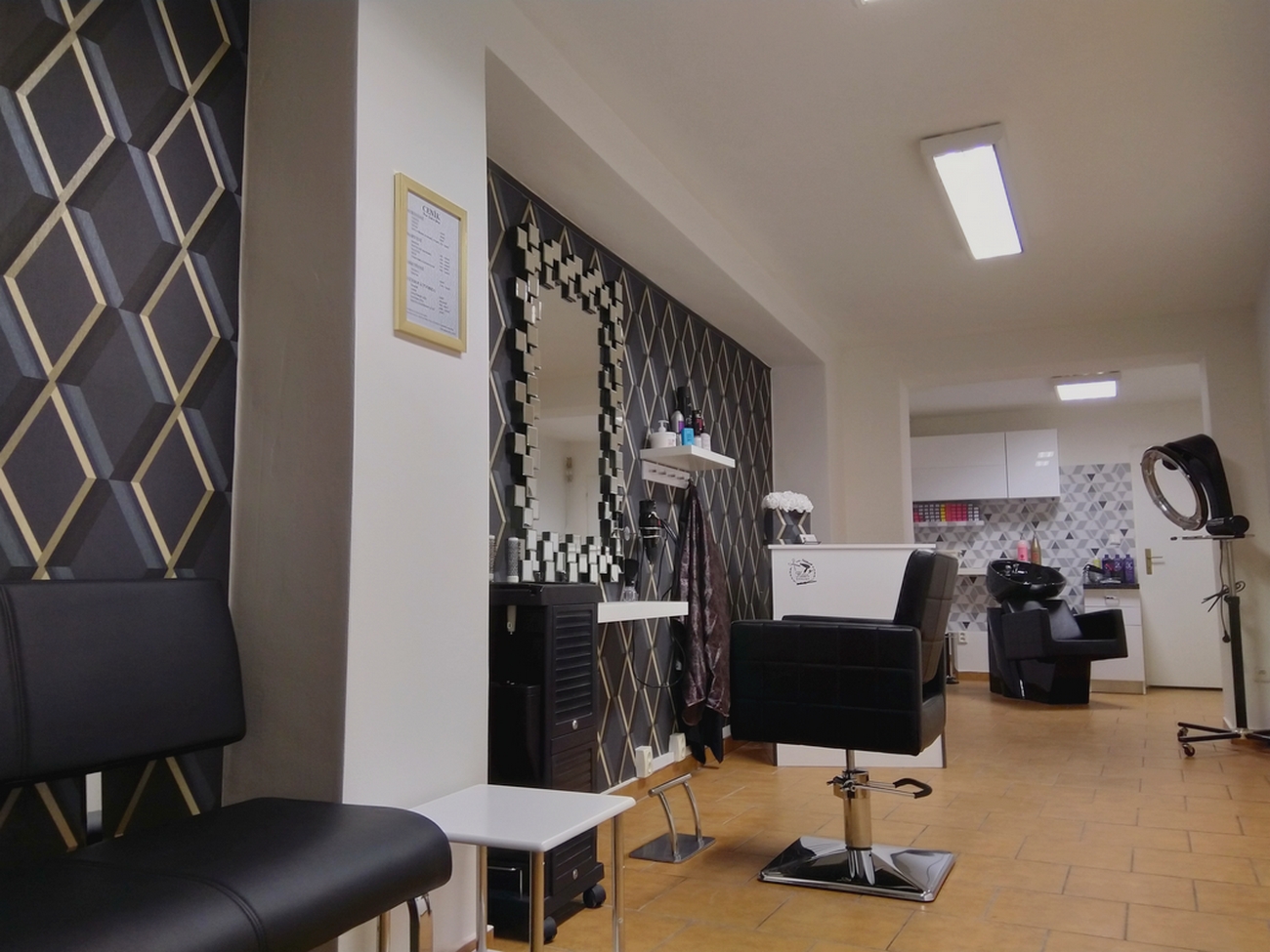 Hair stylist Glory foto 2