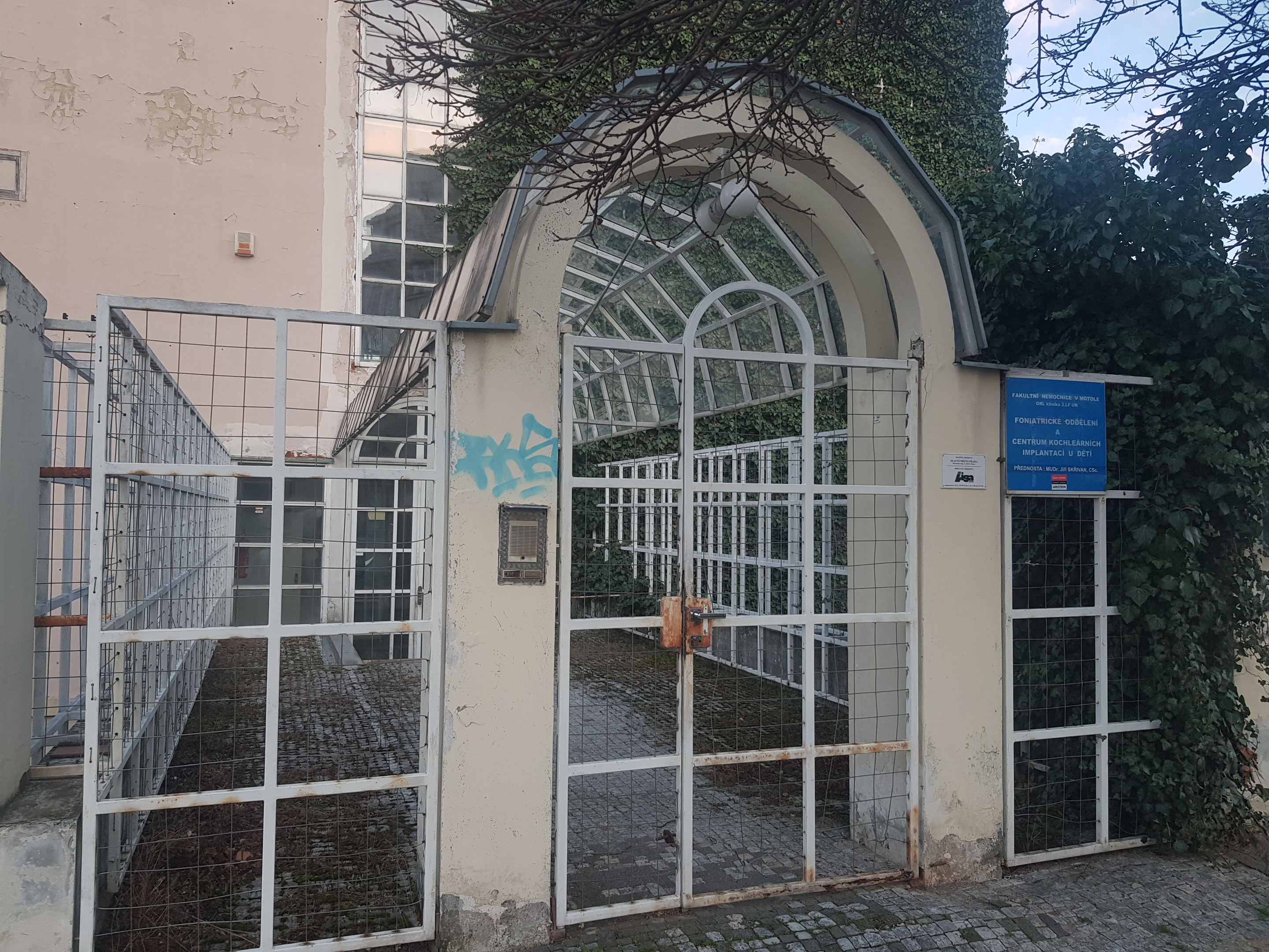 Foniatrické oddělení FNMH, pracoviště Motol