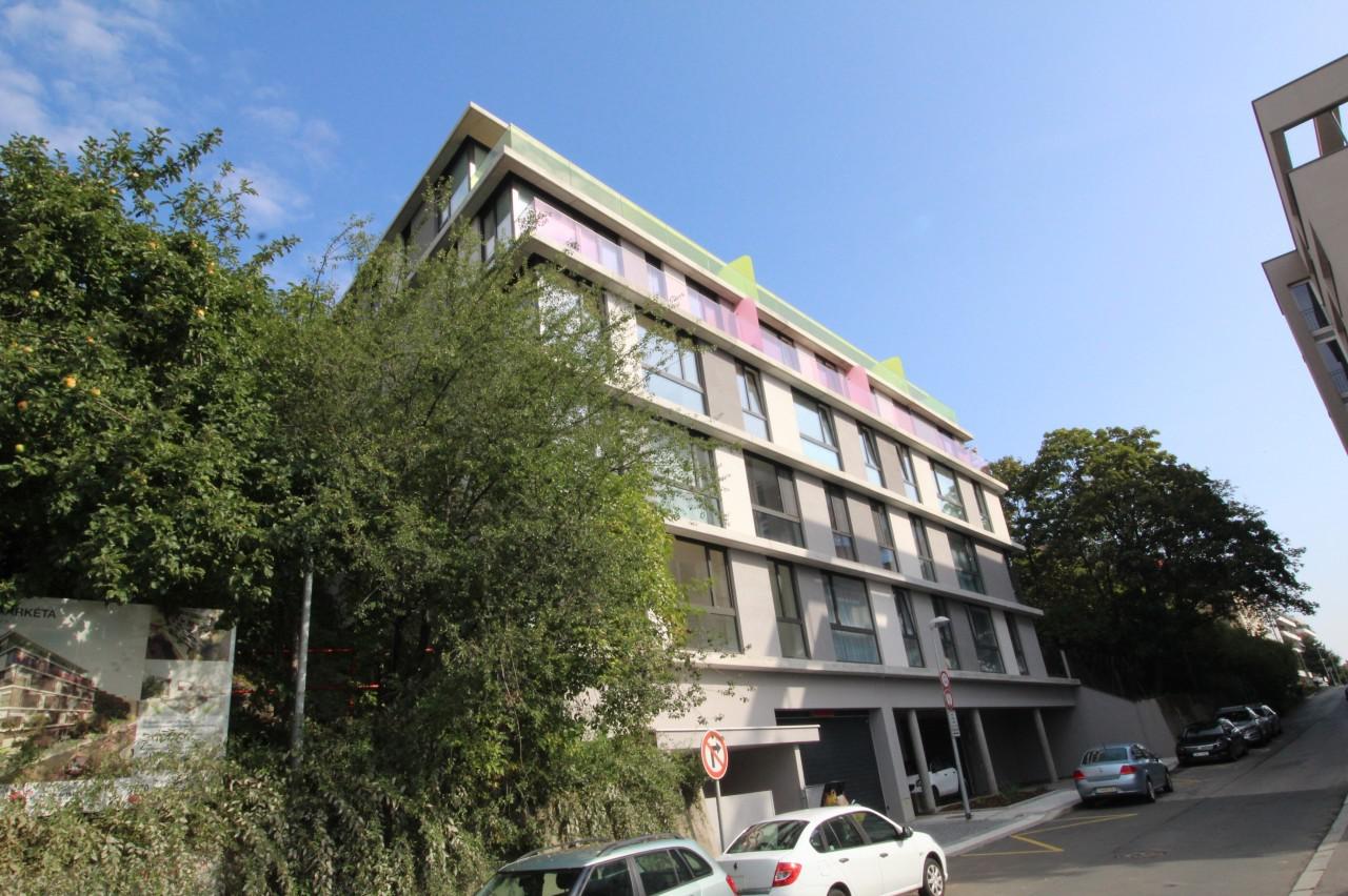 Effective online s.r.o.