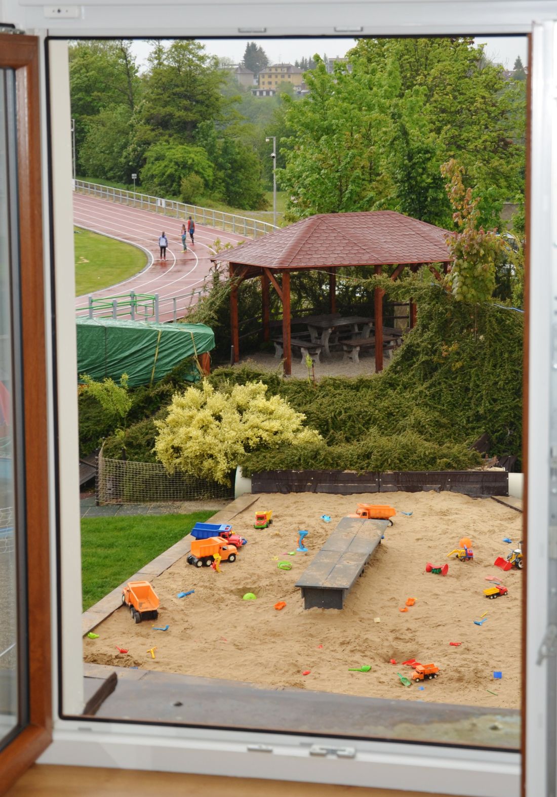 Bejby Turnov - Apartmány - Penzion - Dětský park foto 5